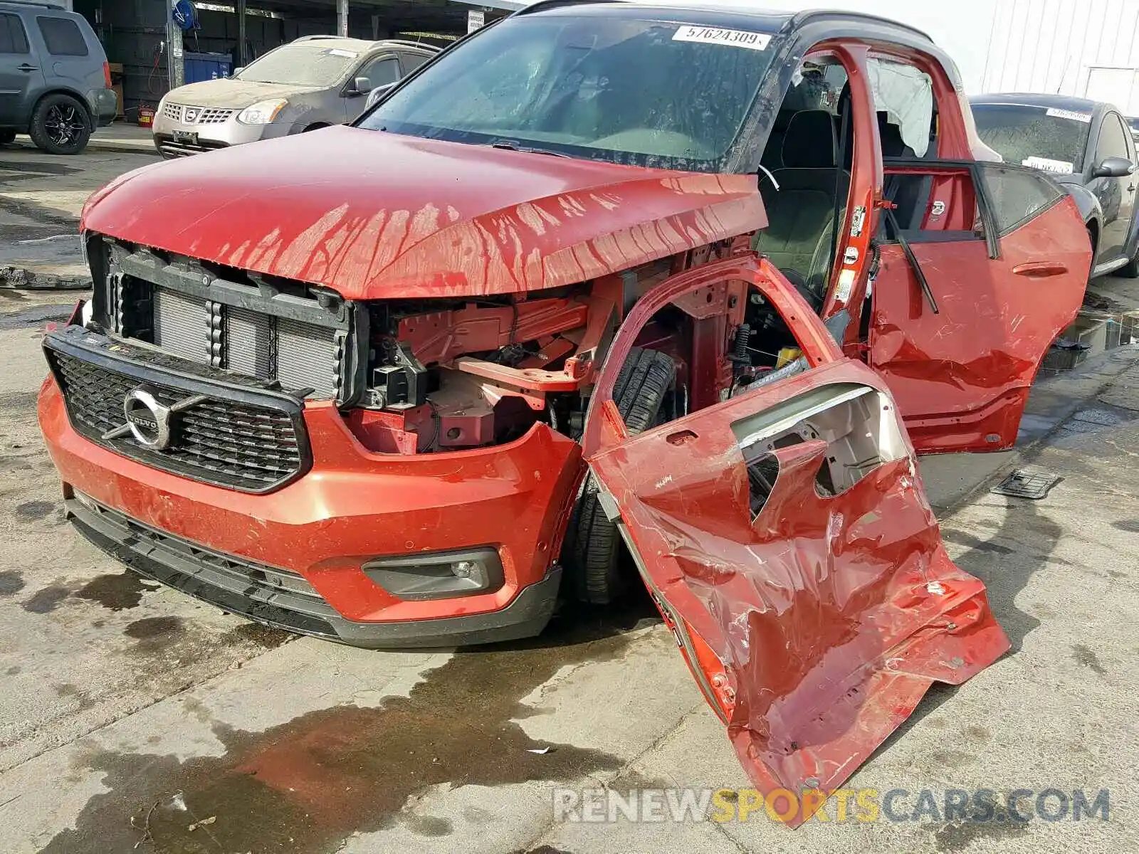 2 Photograph of a damaged car YV4162UMXK2105192 VOLVO XC40 T5 R- 2019