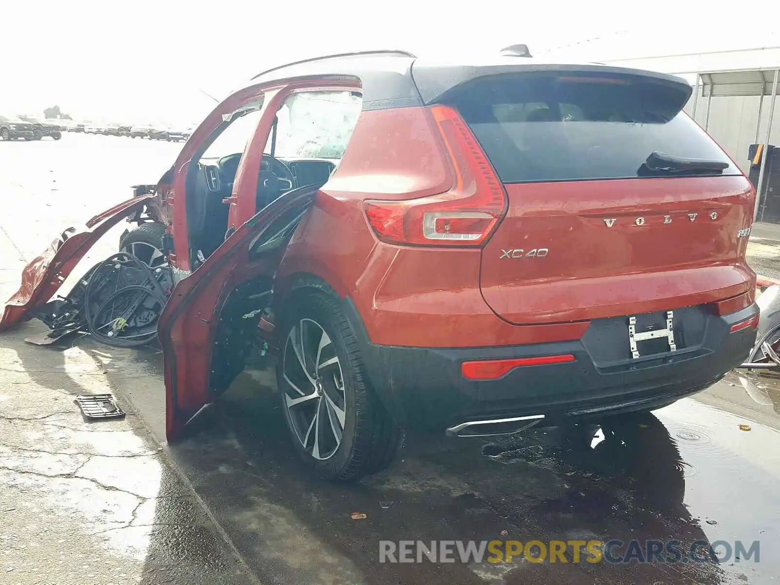 3 Photograph of a damaged car YV4162UMXK2105192 VOLVO XC40 T5 R- 2019