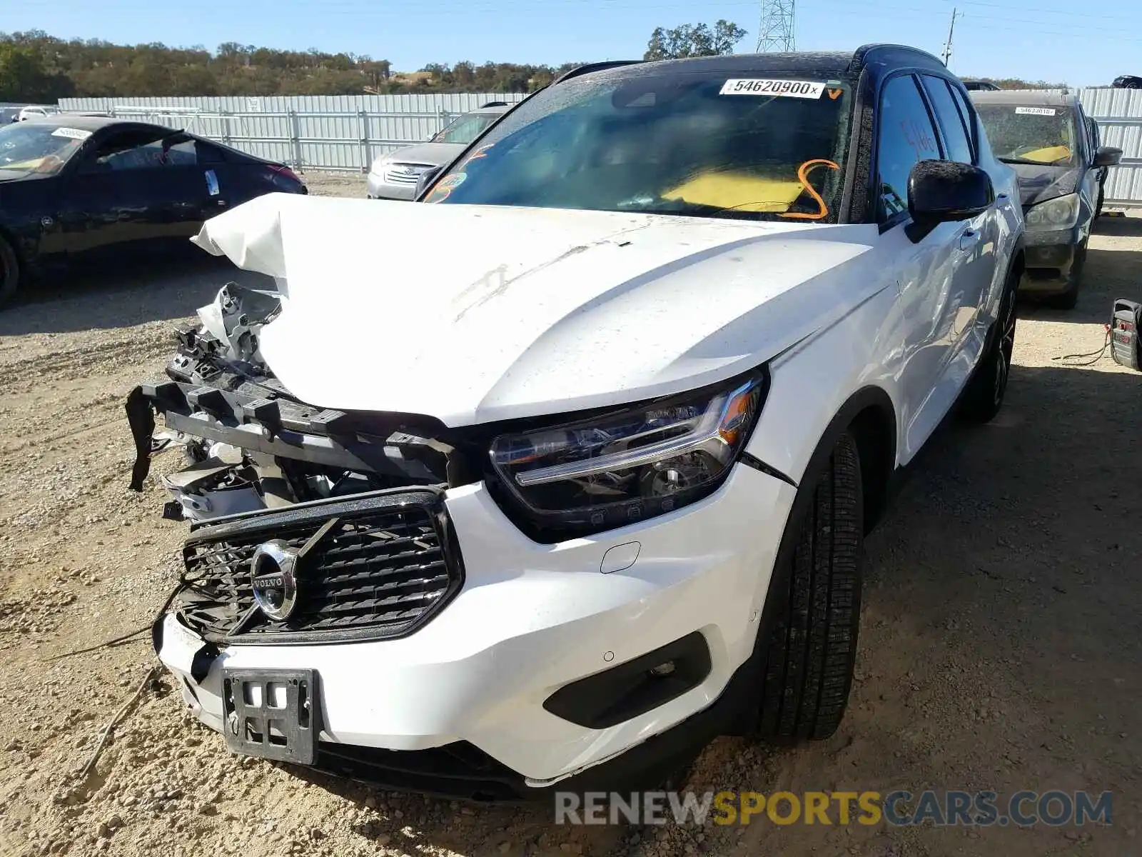 2 Photograph of a damaged car YV4162UM7L2276290 VOLVO XC40 T5 R- 2020