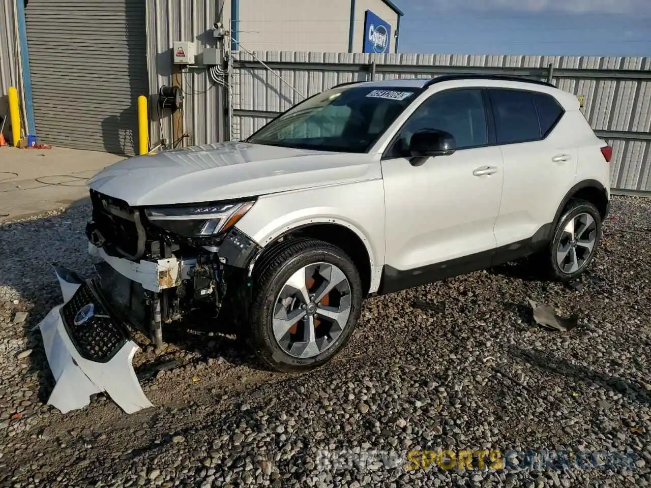 1 Photograph of a damaged car YV4K92HM8P2056166 VOLVO XC40 ULTIM 2023