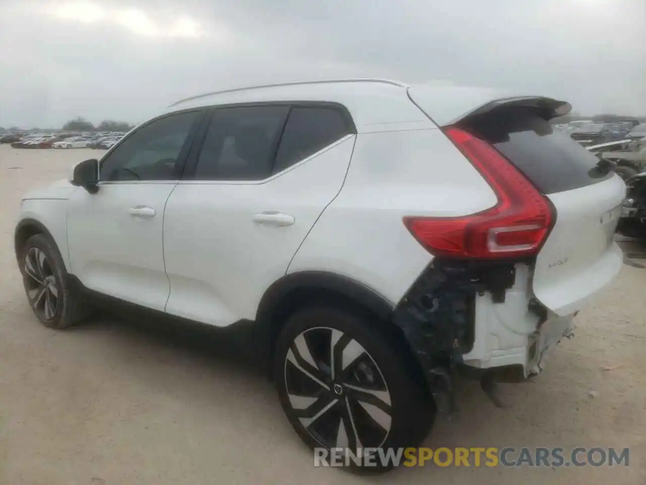 2 Photograph of a damaged car YV4L12UA8P2037138 VOLVO XC40 ULTIM 2023