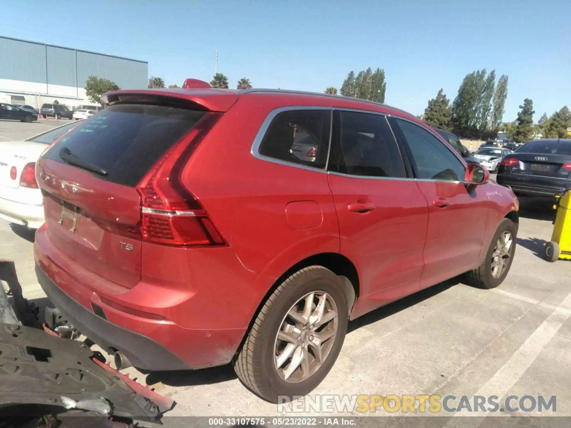 4 Photograph of a damaged car LYV102DK3KB310712 VOLVO XC60 2019