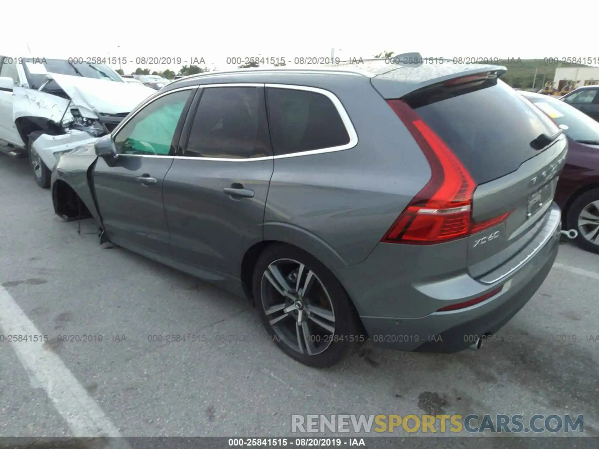 3 Photograph of a damaged car LYV102DK4KB242467 VOLVO XC60 2019