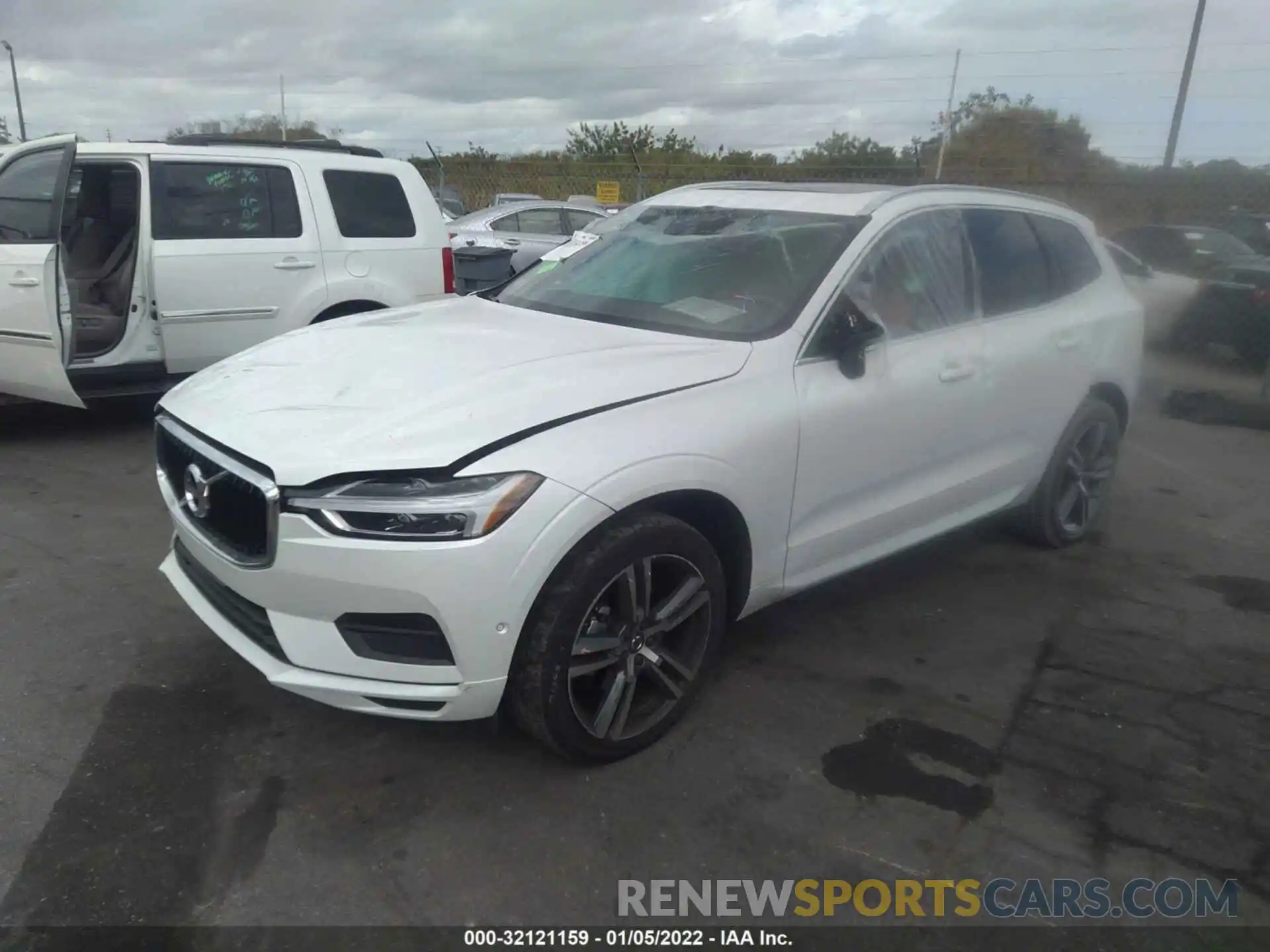 2 Photograph of a damaged car LYV102DK6KB336673 VOLVO XC60 2019