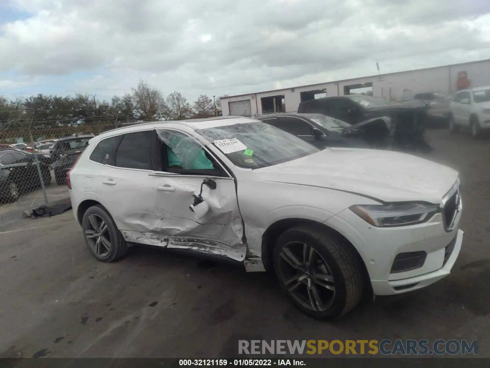 6 Photograph of a damaged car LYV102DK6KB336673 VOLVO XC60 2019