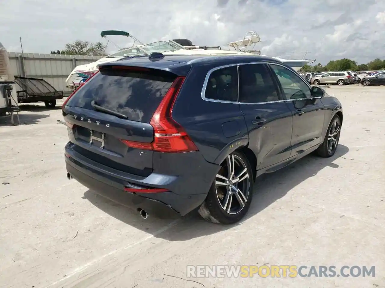 4 Photograph of a damaged car LYV102DK9KB220450 VOLVO XC60 2019