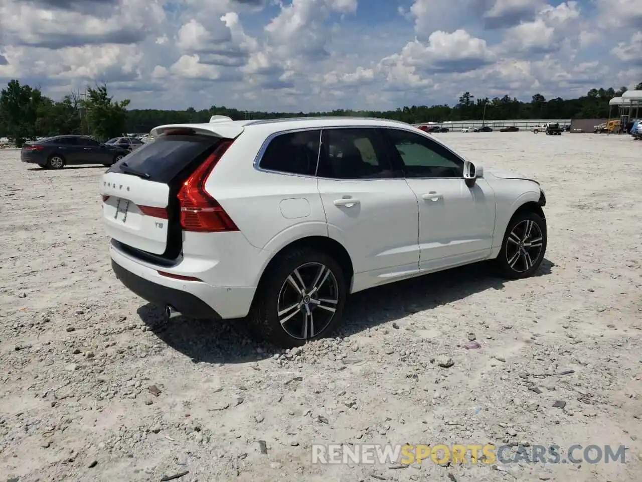 4 Photograph of a damaged car LYV102DK9KB250435 VOLVO XC60 2019