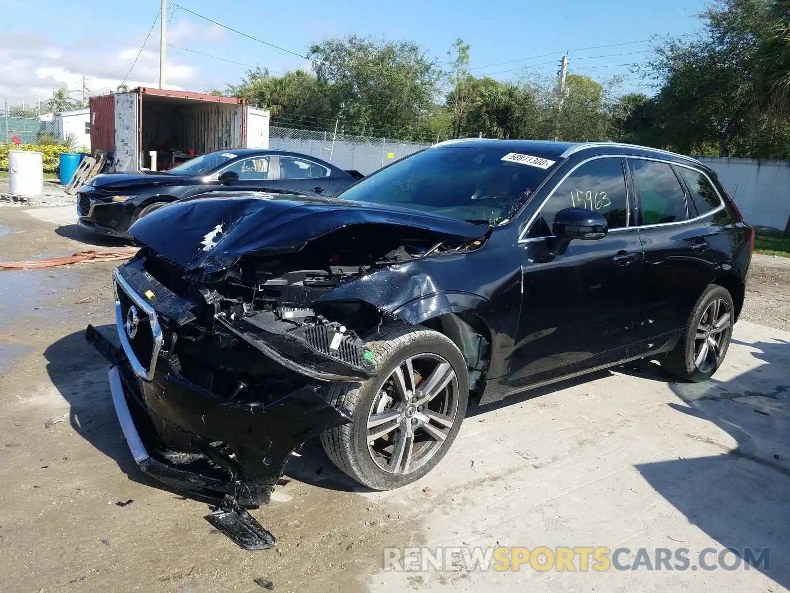 2 Photograph of a damaged car LYV102DK9KB330382 VOLVO XC60 2019