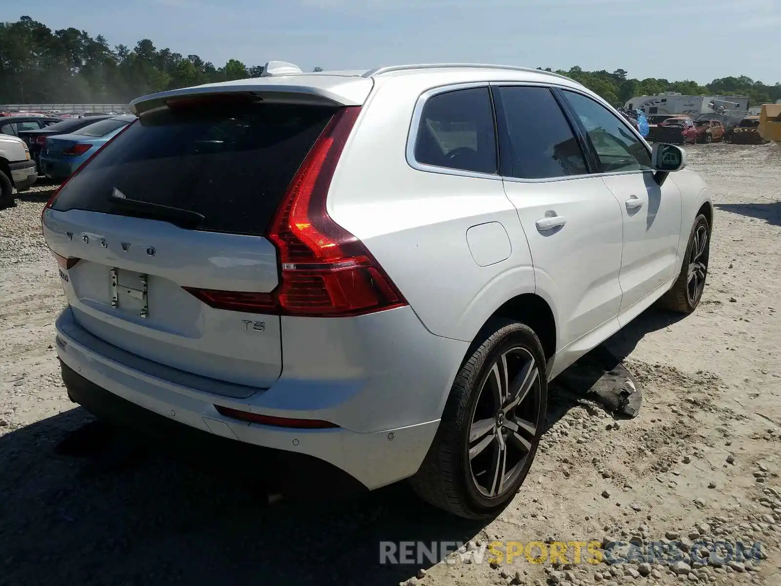 4 Photograph of a damaged car LYV102DKXKB278955 VOLVO XC60 2019