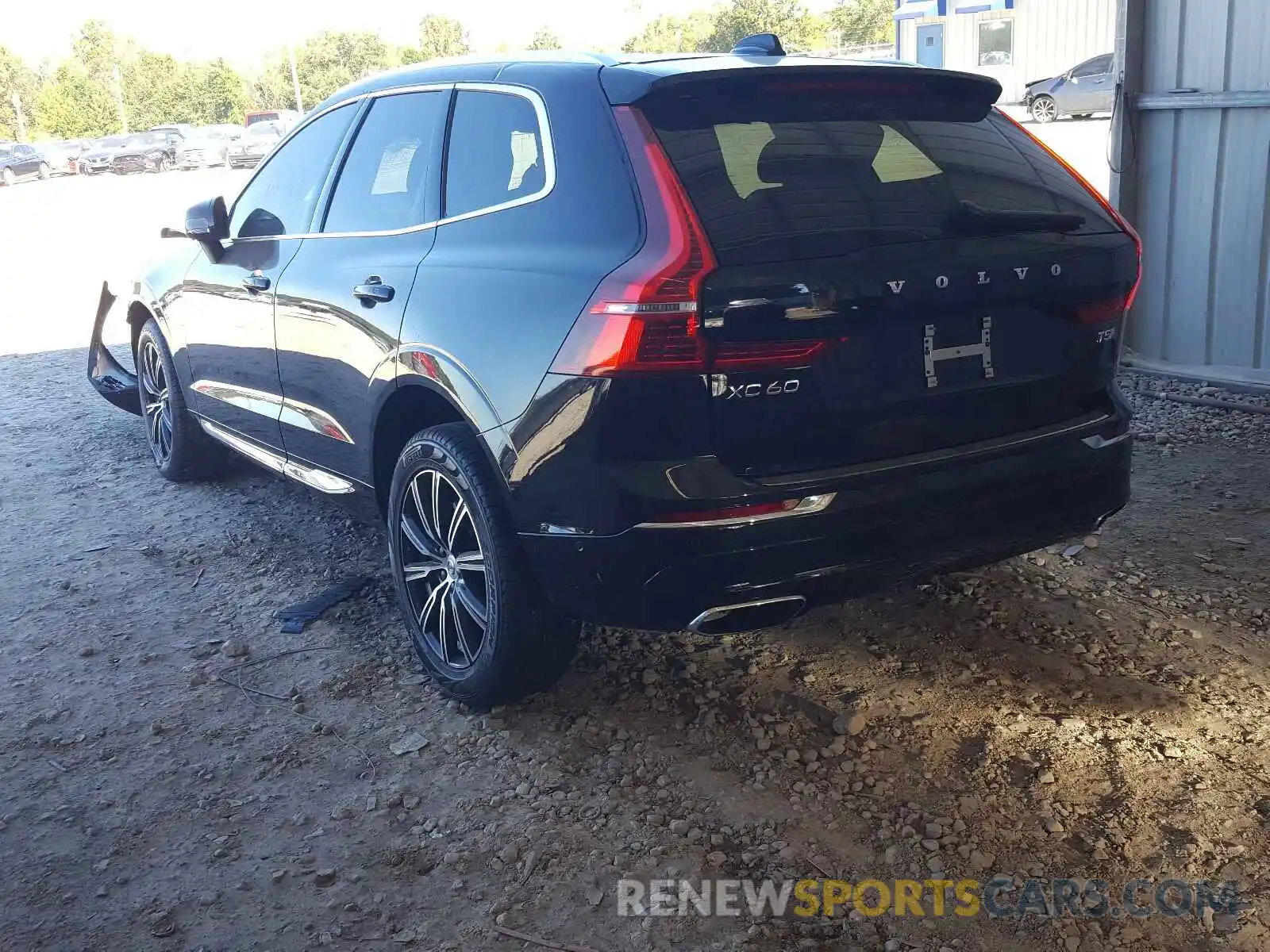 3 Photograph of a damaged car LYV102DL2KB229502 VOLVO XC60 2019