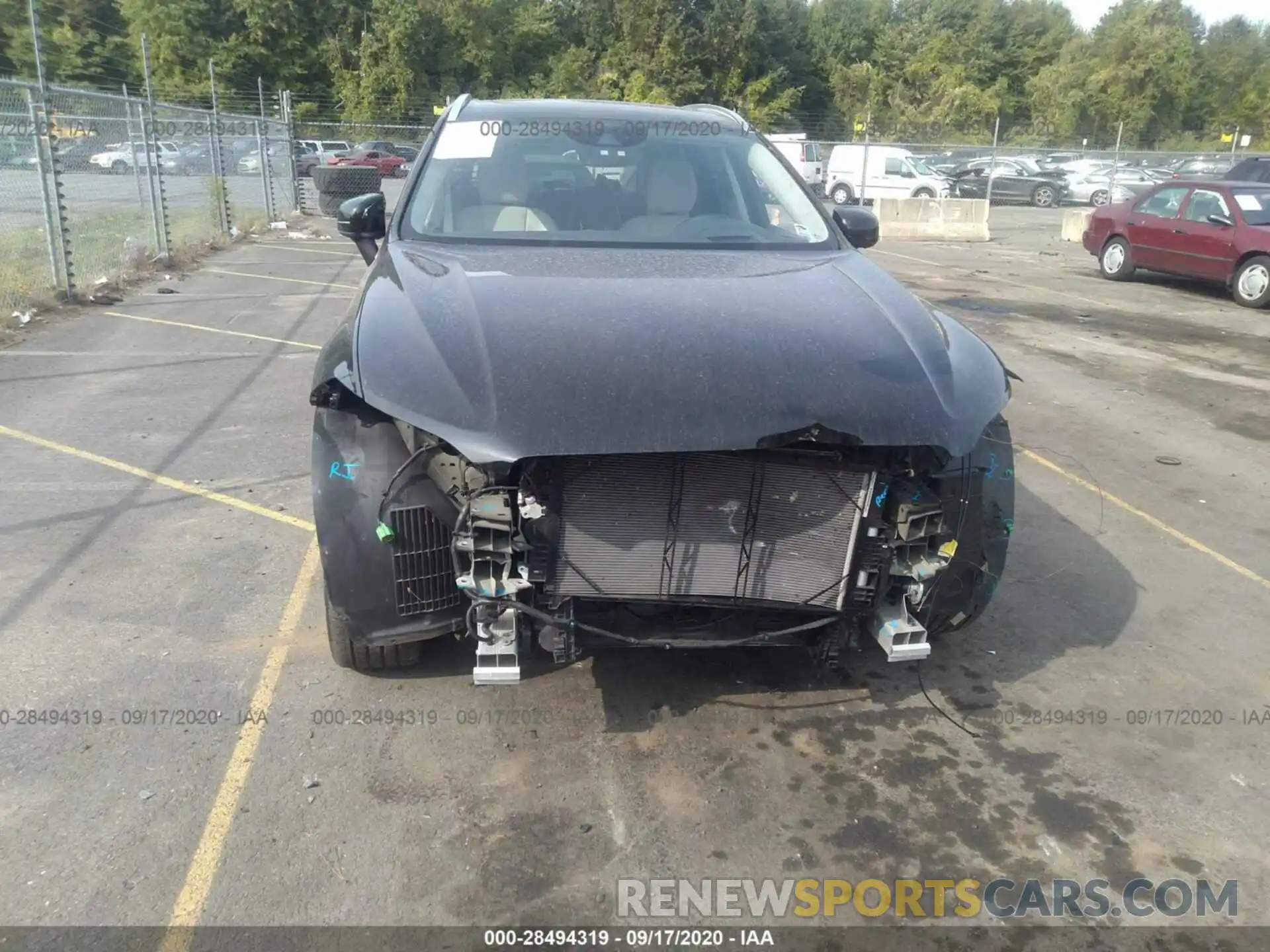 6 Photograph of a damaged car LYV102DL4KB237083 VOLVO XC60 2019