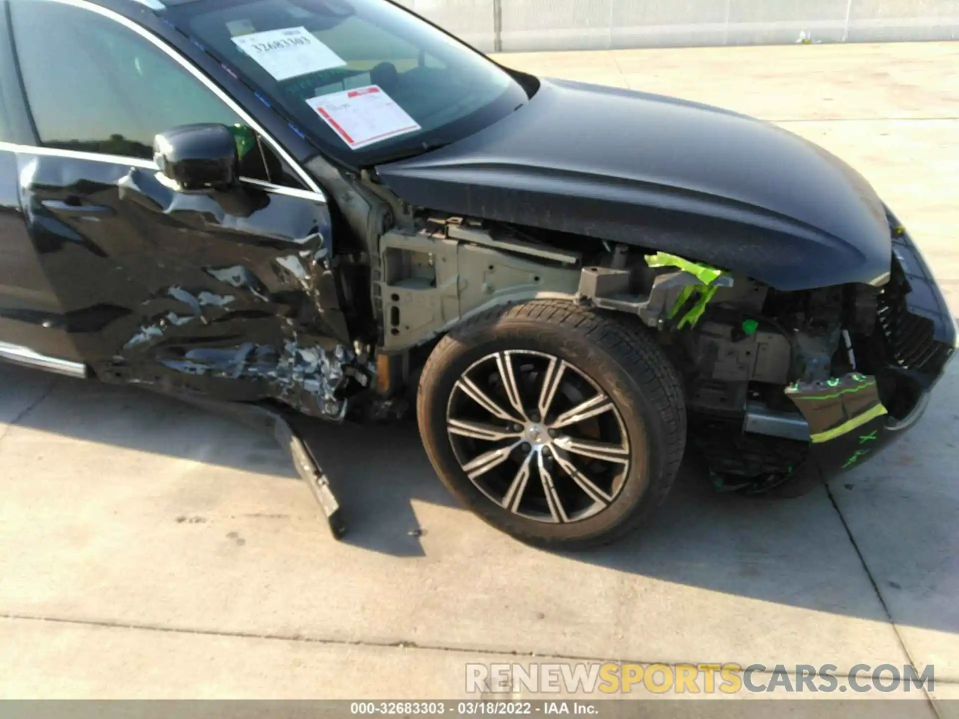 6 Photograph of a damaged car LYV102DL9KB204841 VOLVO XC60 2019