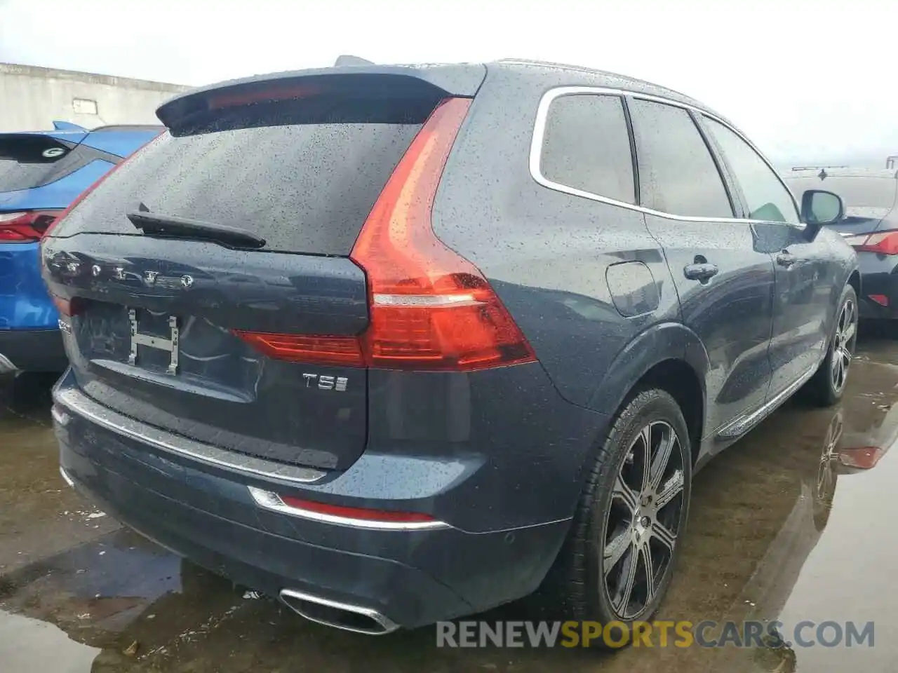 4 Photograph of a damaged car LYV102DLXKB219199 VOLVO XC60 2019