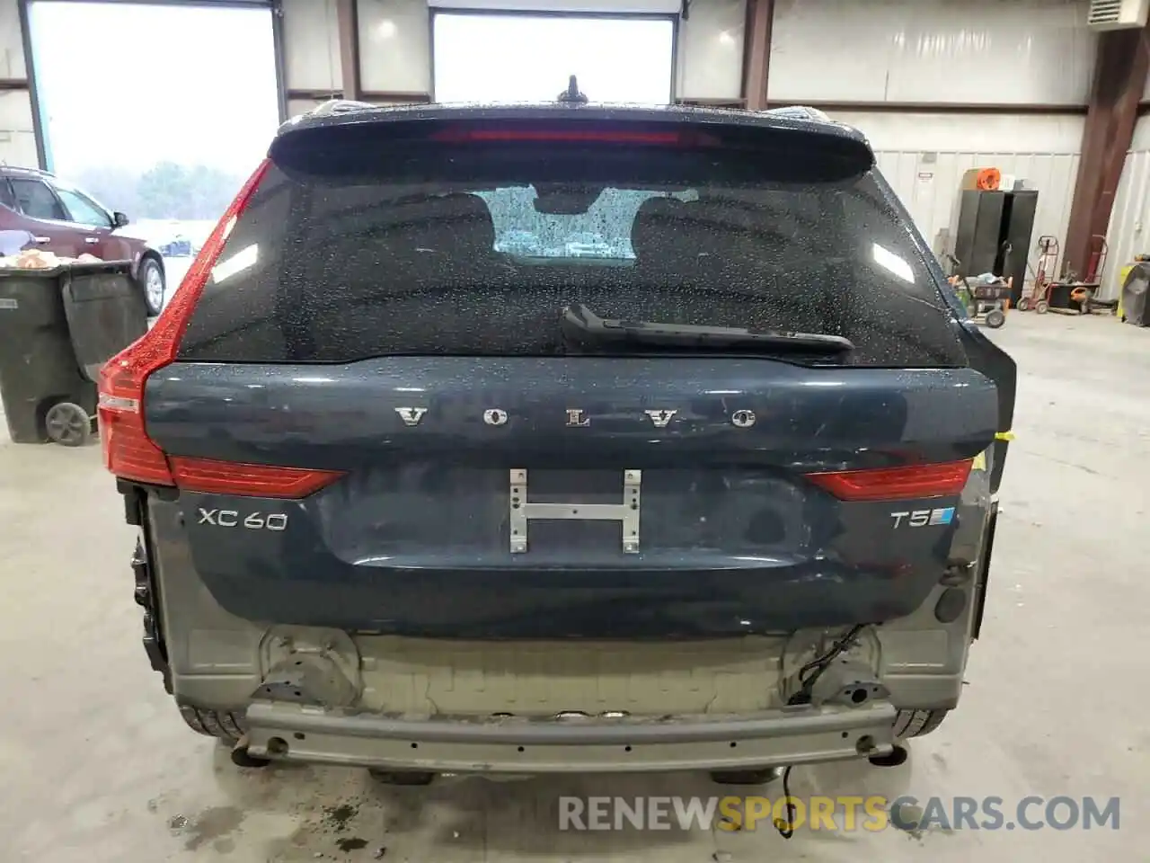 6 Фотография поврежденного автомобиля LYV102DLXKB242014 VOLVO XC60 2019