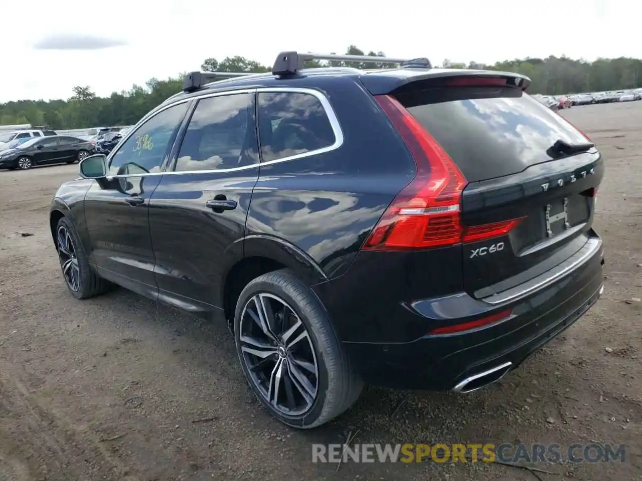 3 Photograph of a damaged car LYV102DM5KB237781 VOLVO XC60 2019