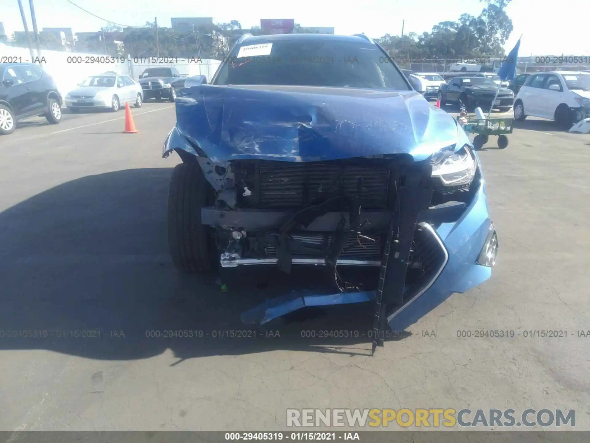 6 Photograph of a damaged car LYV102DM9KB206923 VOLVO XC60 2019