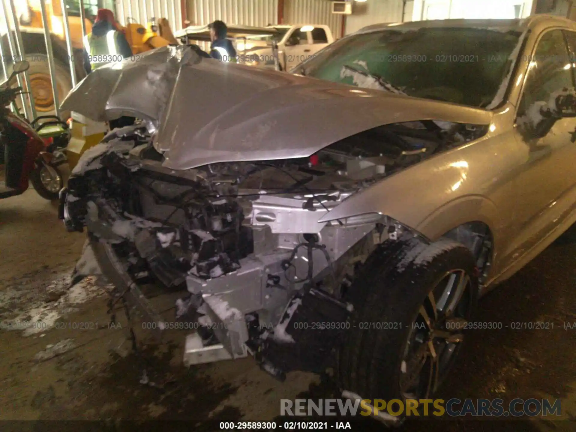 6 Фотография поврежденного автомобиля LYV102RK0KB183250 VOLVO XC60 2019