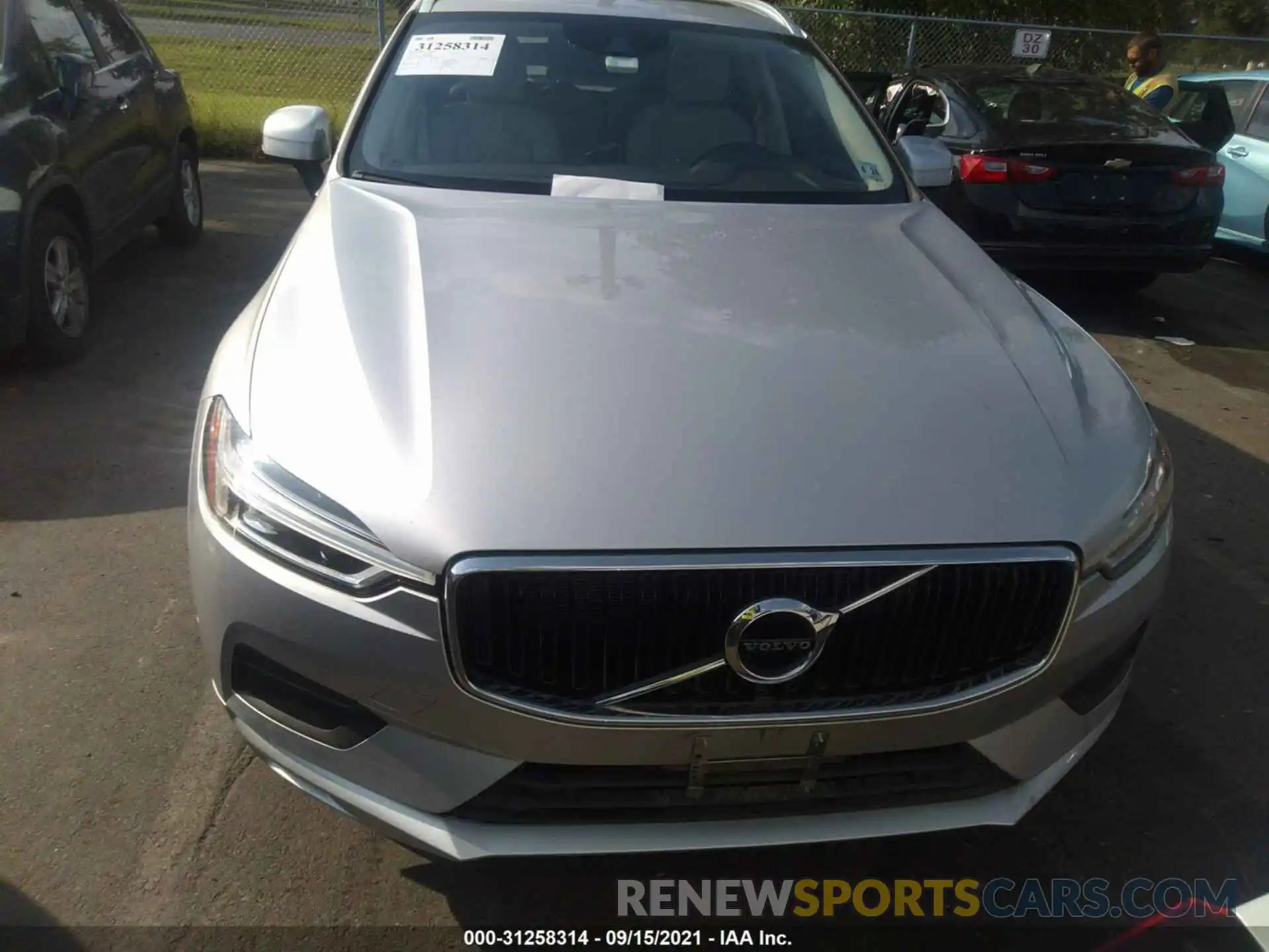 6 Photograph of a damaged car LYV102RK0KB288063 VOLVO XC60 2019