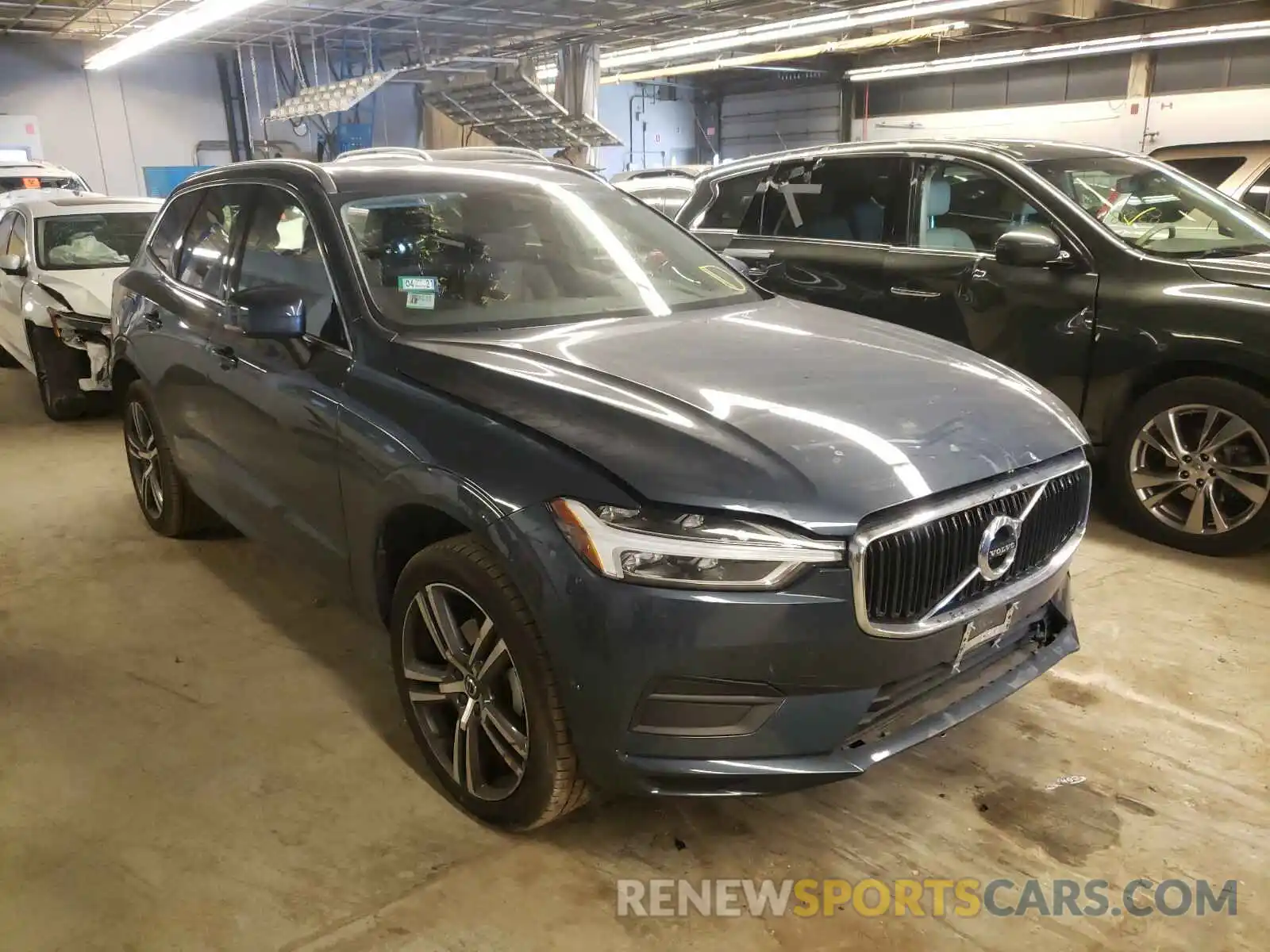 1 Фотография поврежденного автомобиля LYV102RK1KB278478 VOLVO XC60 2019