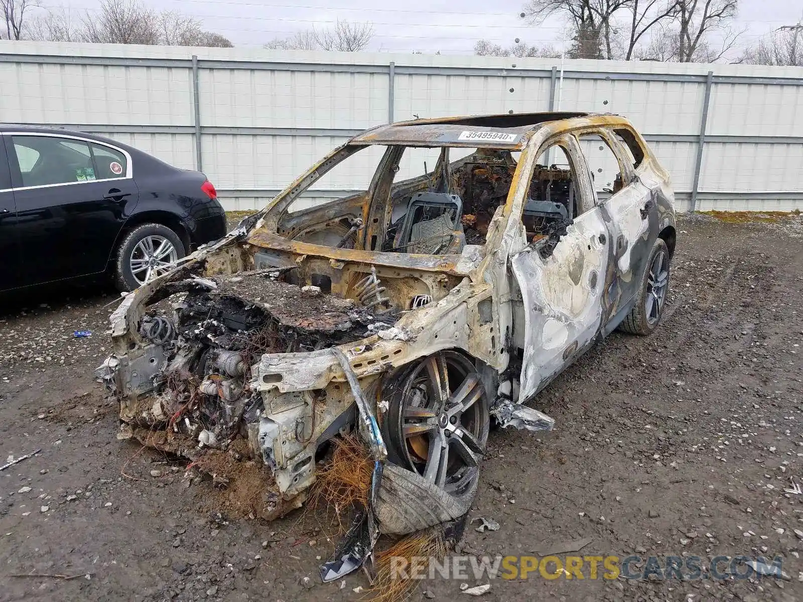 2 Photograph of a damaged car LYV102RK1KB320325 VOLVO XC60 2019