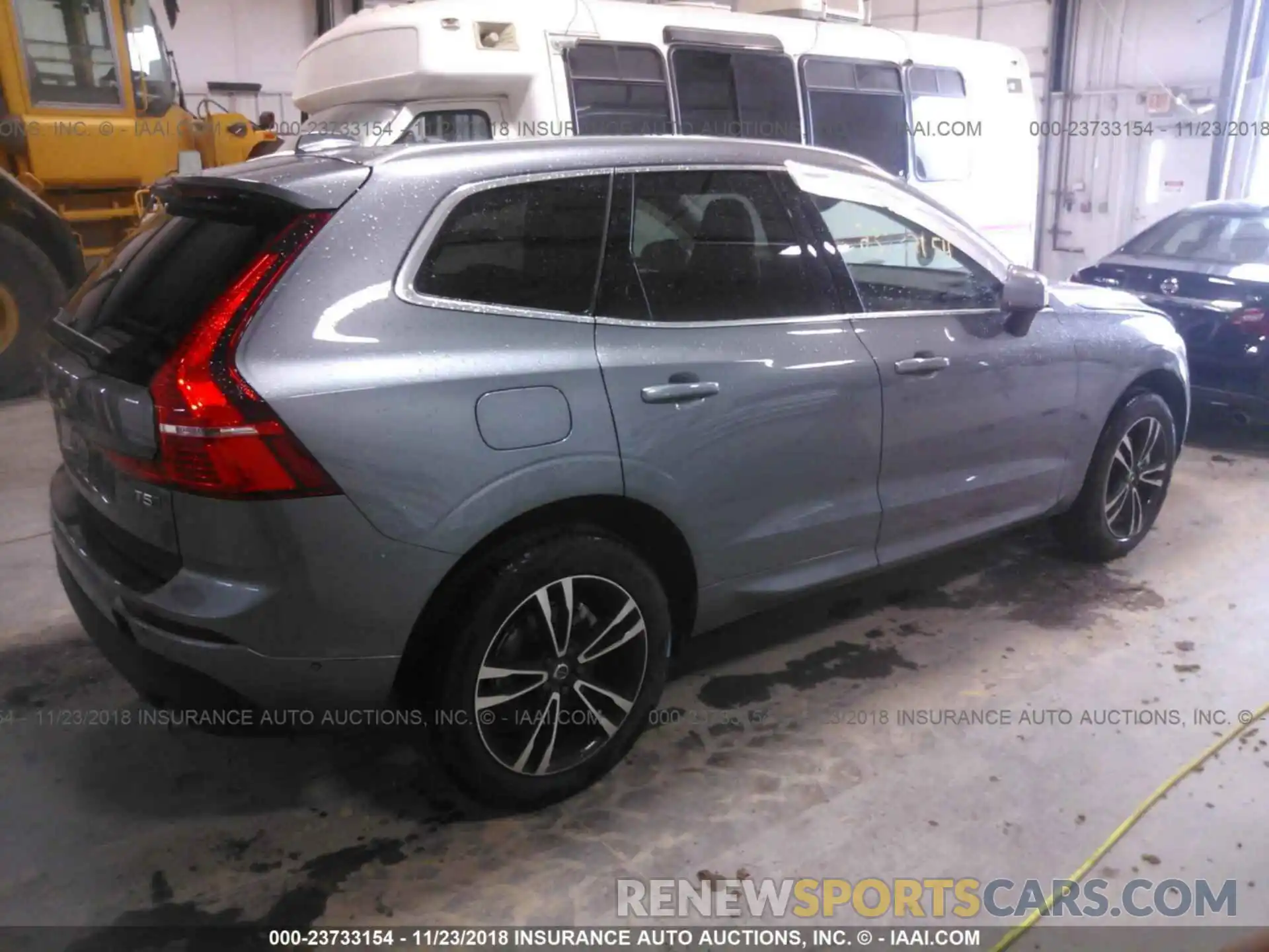 4 Фотография поврежденного автомобиля LYV102RK3KB202003 Volvo Xc60 2019