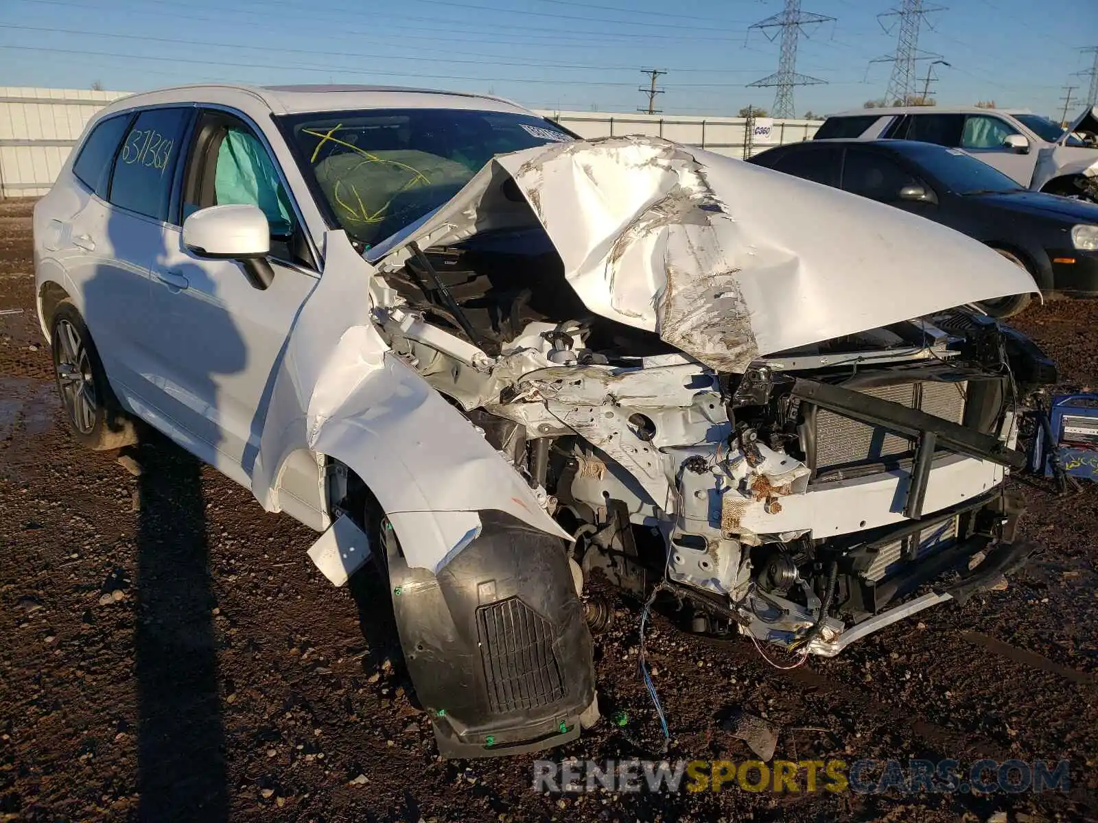 1 Photograph of a damaged car LYV102RK3KB289532 VOLVO XC60 2019