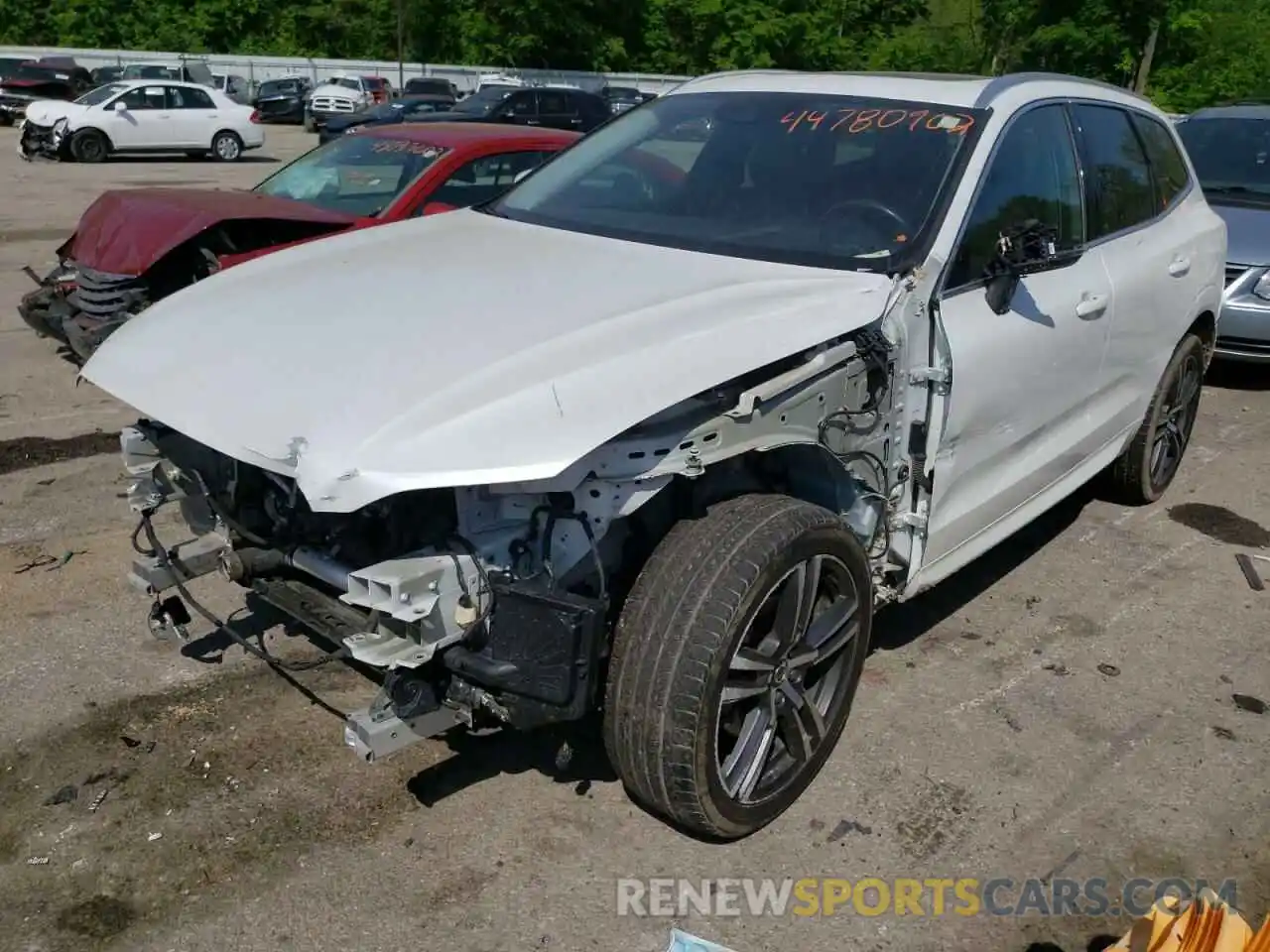 2 Photograph of a damaged car LYV102RK4KB186765 VOLVO XC60 2019