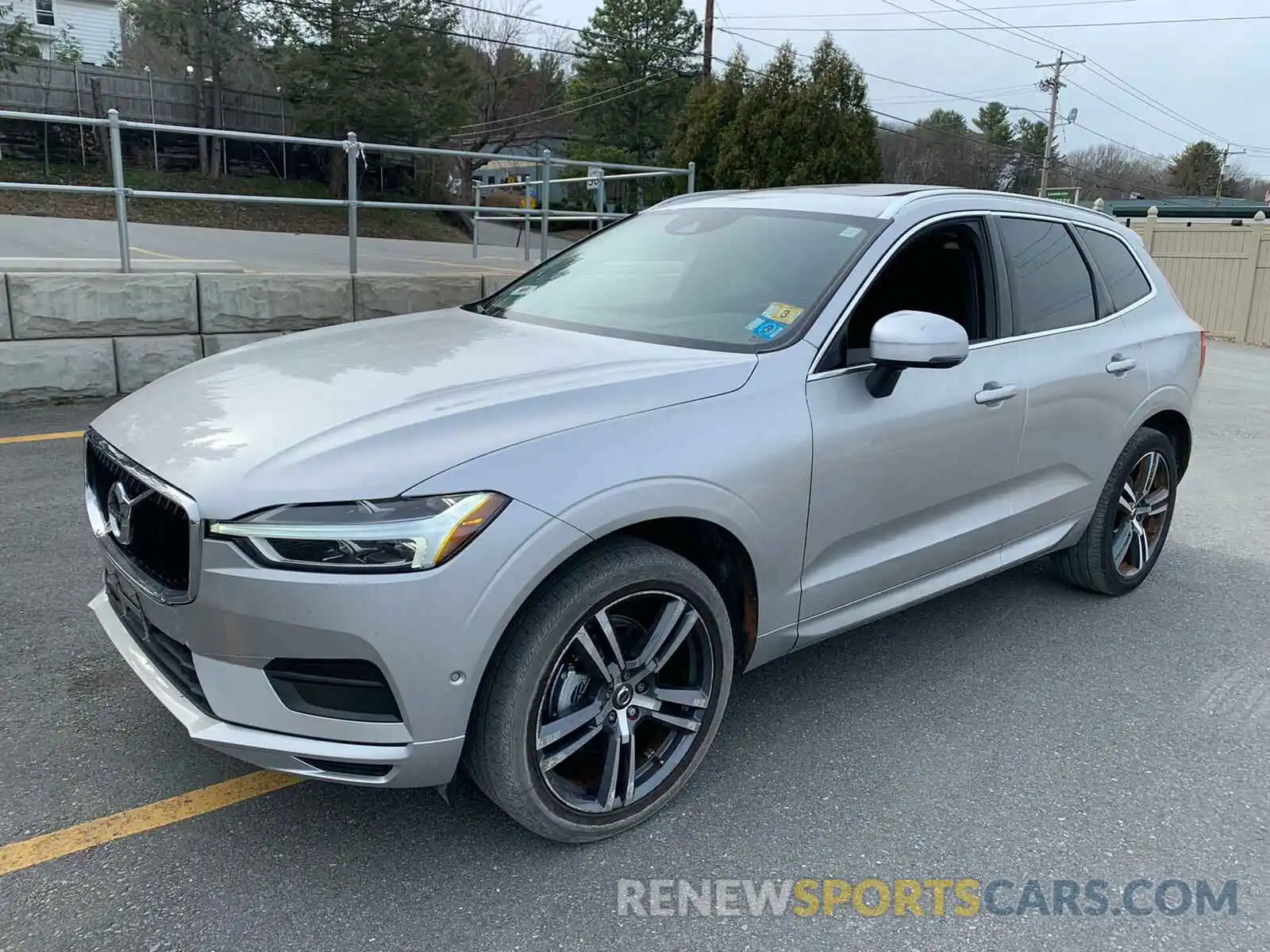 4 Photograph of a damaged car LYV102RK4KB214290 VOLVO XC60 2019