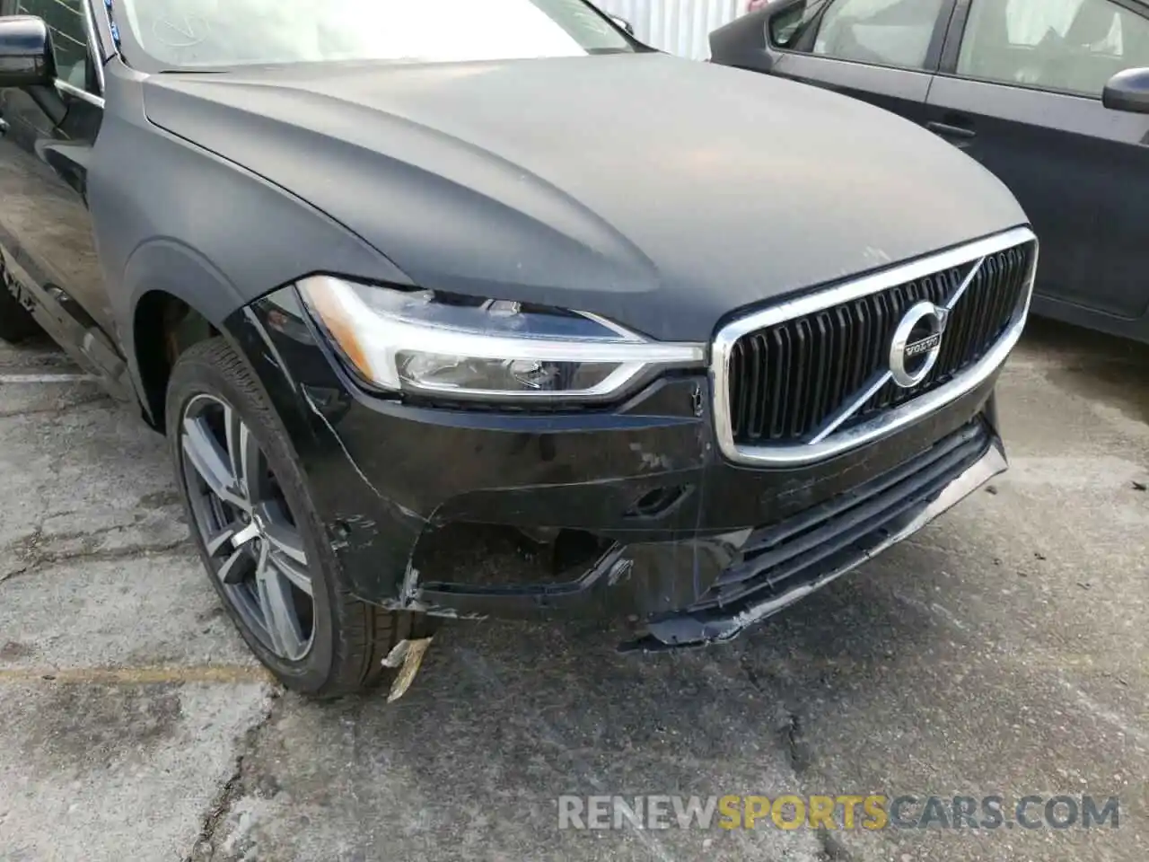 9 Photograph of a damaged car LYV102RK5KB206764 VOLVO XC60 2019