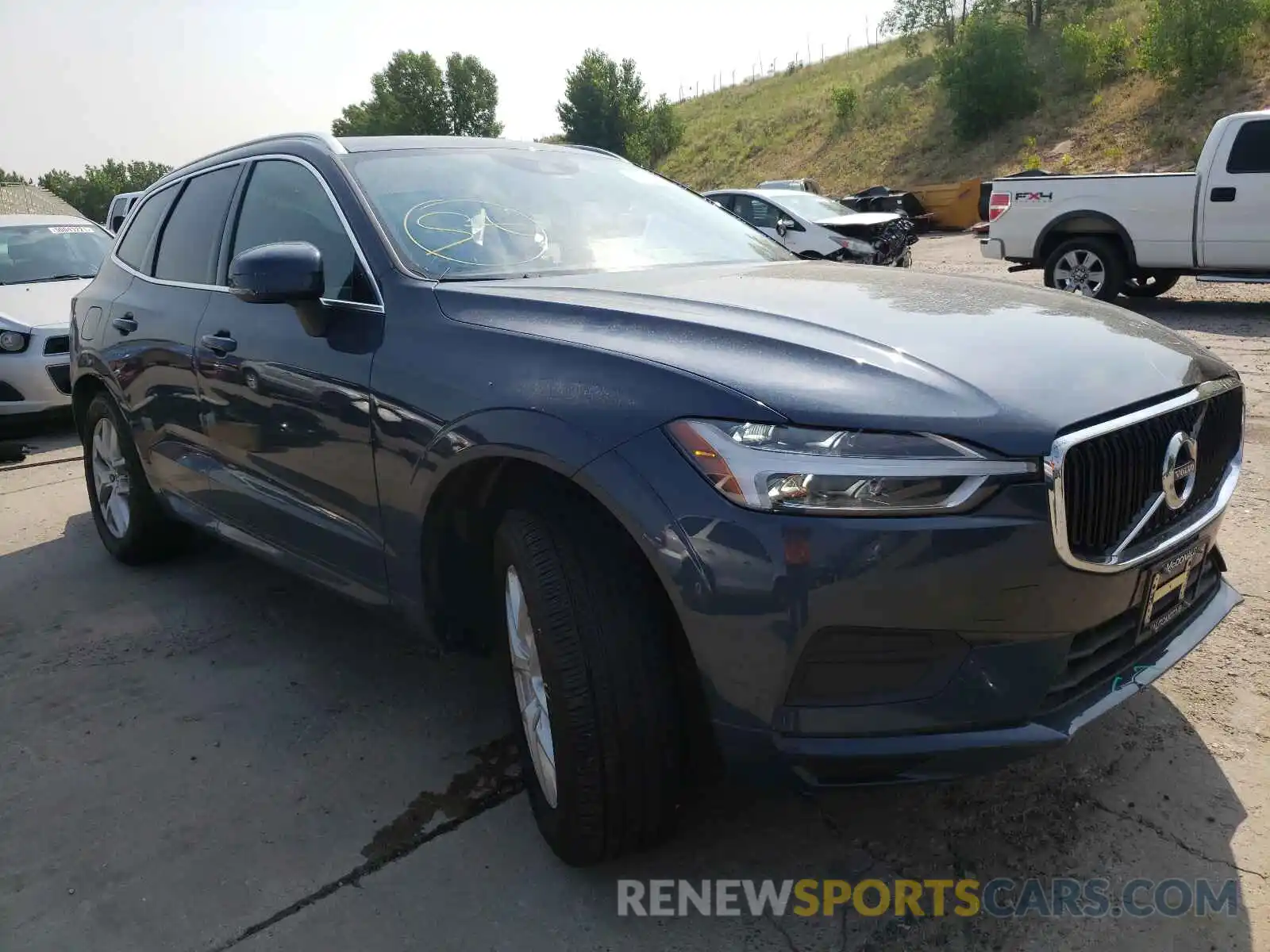 1 Photograph of a damaged car LYV102RK5KB311188 VOLVO XC60 2019