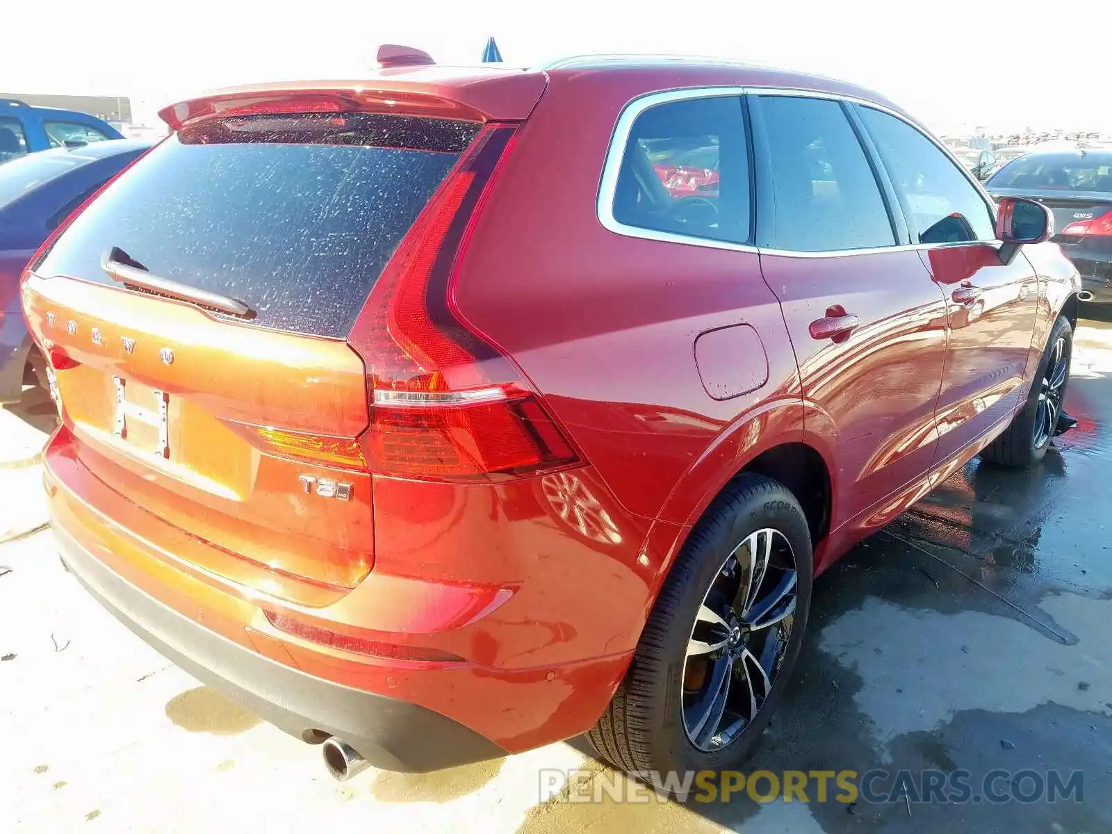 4 Photograph of a damaged car LYV102RK6KB186816 VOLVO XC60 2019