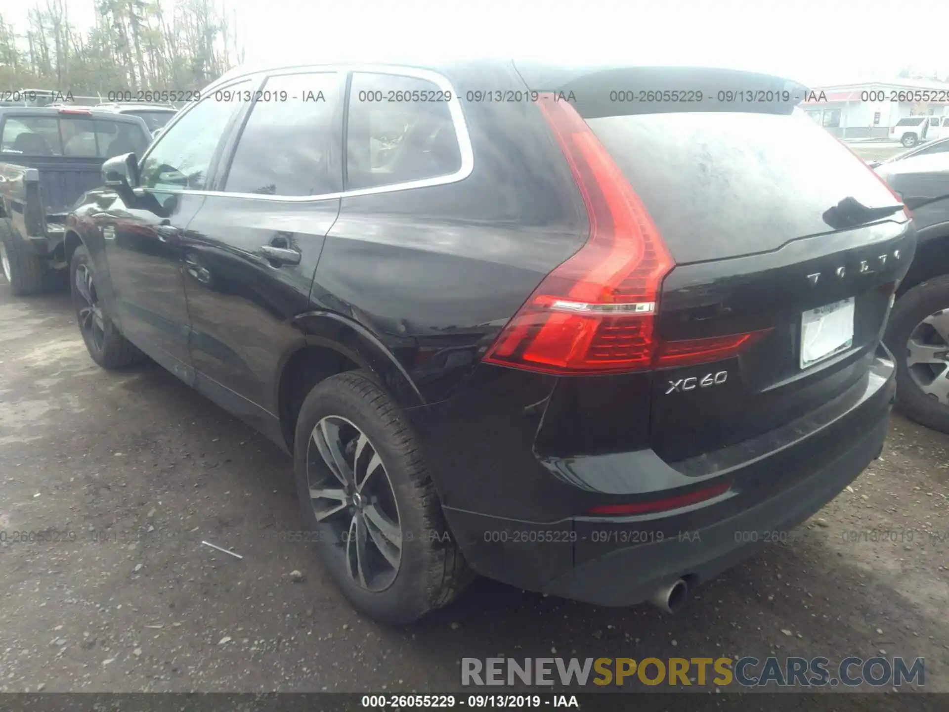 3 Photograph of a damaged car LYV102RK6KB201783 VOLVO XC60 2019