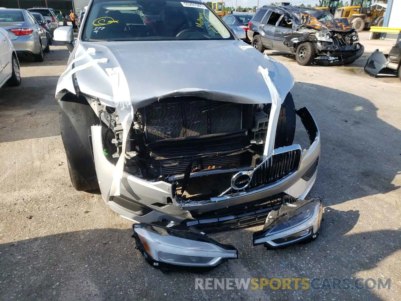 9 Photograph of a damaged car LYV102RK6KB213738 VOLVO XC60 2019