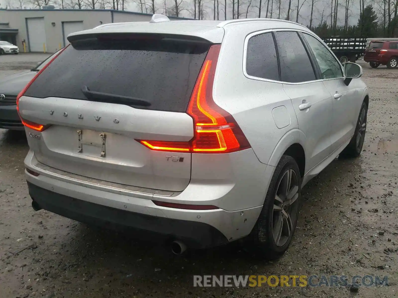 4 Photograph of a damaged car LYV102RK6KB223265 VOLVO XC60 2019