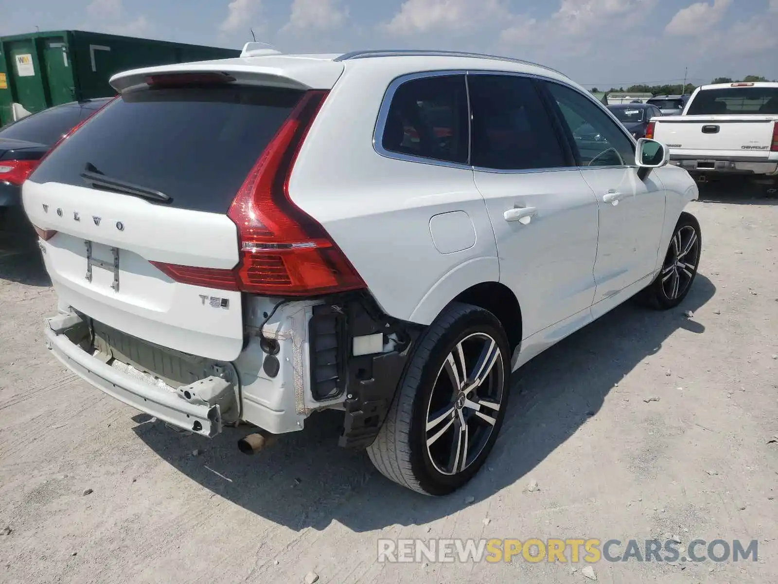 4 Photograph of a damaged car LYV102RK6KB232225 VOLVO XC60 2019