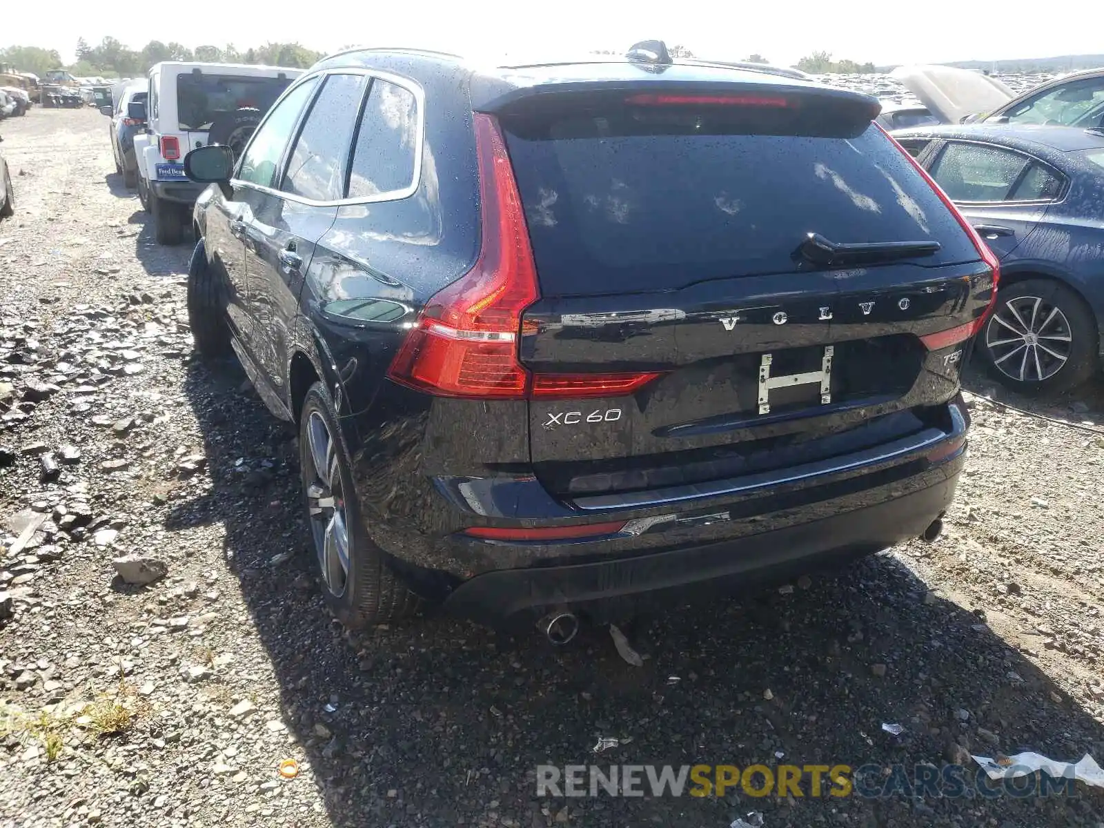 3 Photograph of a damaged car LYV102RK6KB242401 VOLVO XC60 2019