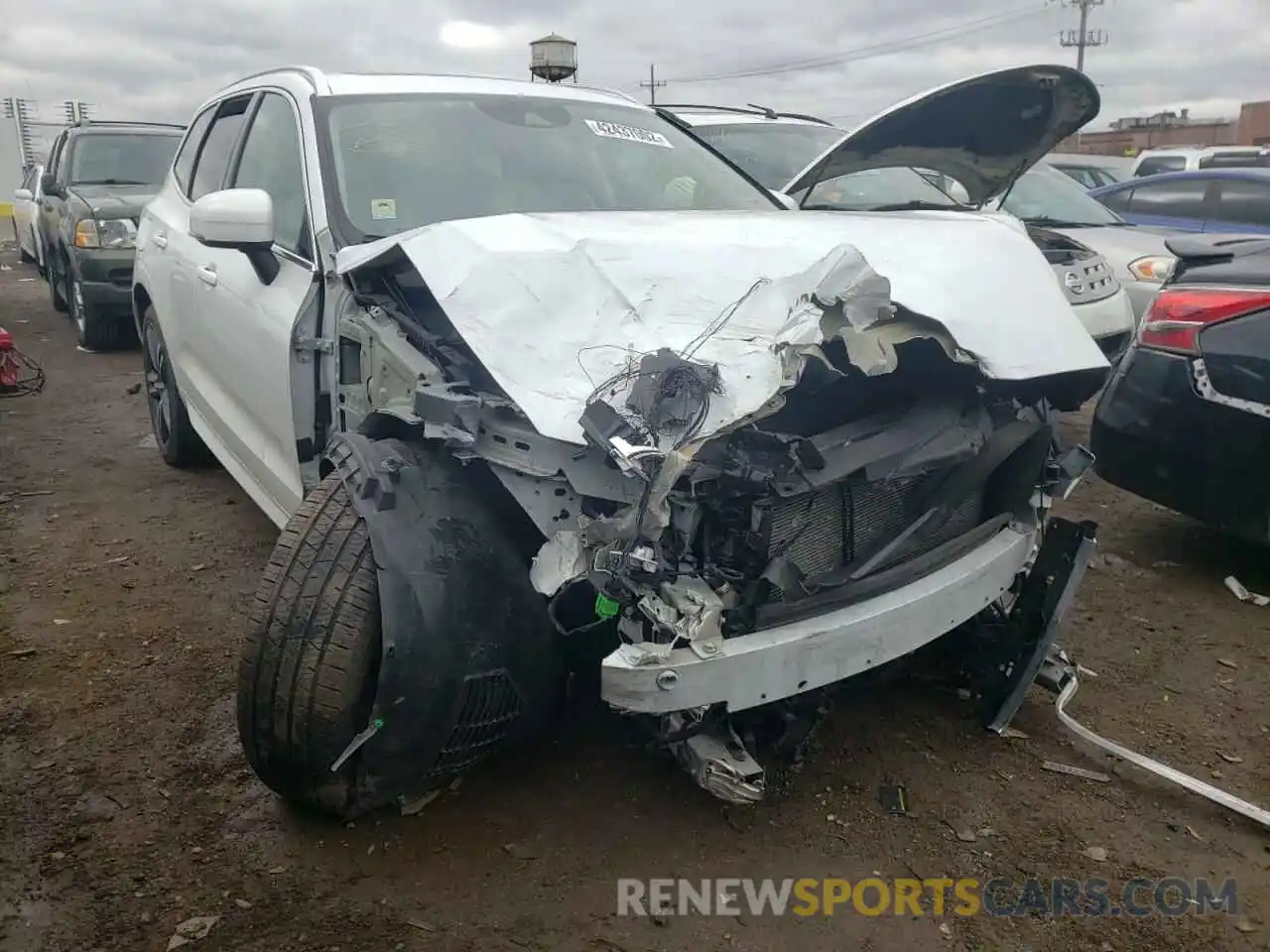 1 Photograph of a damaged car LYV102RK6KB316562 VOLVO XC60 2019