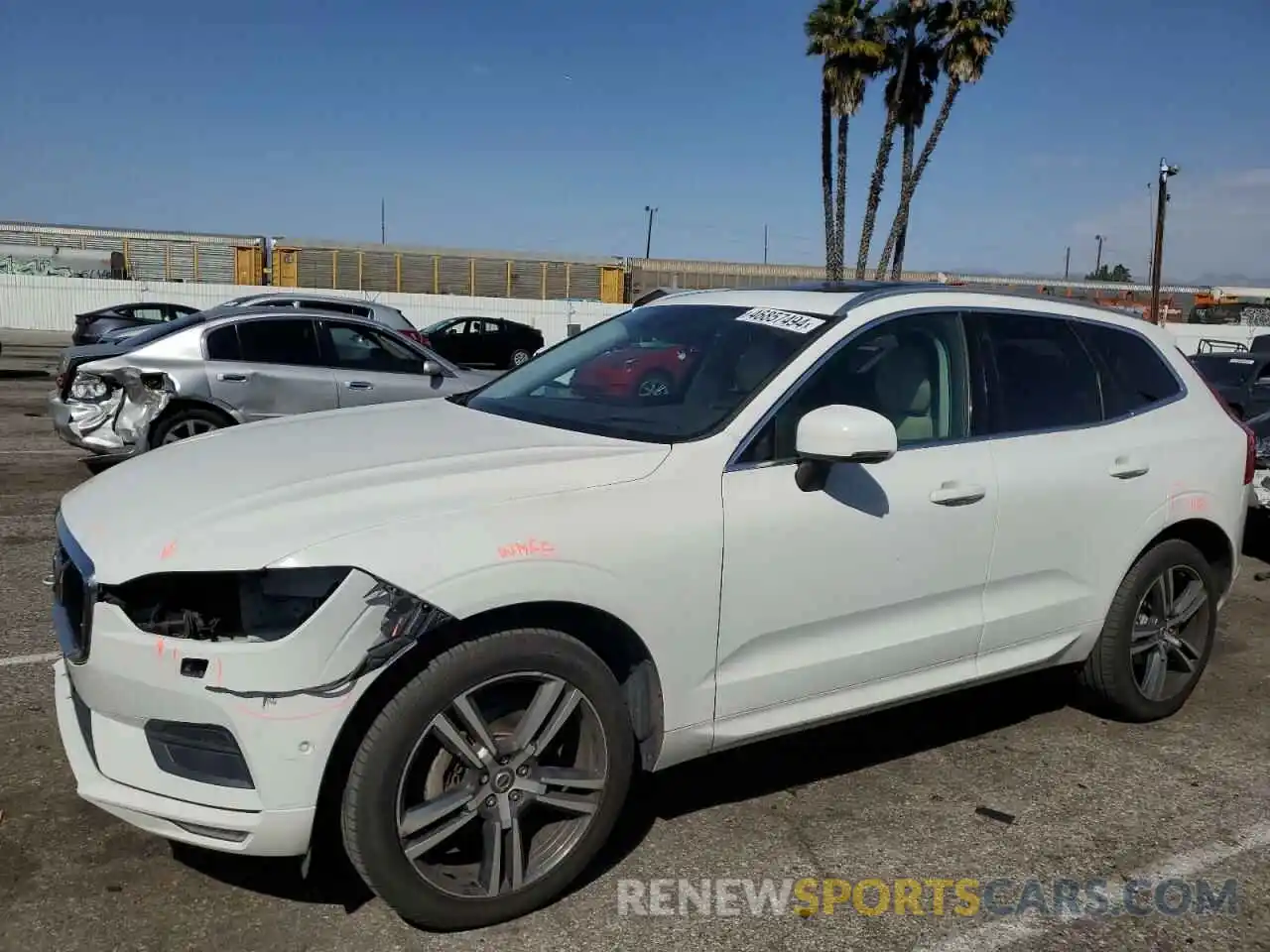 1 Photograph of a damaged car LYV102RK6KB335189 VOLVO XC60 2019