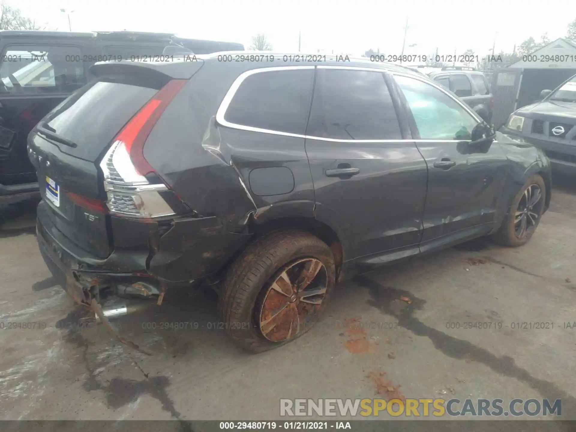 4 Photograph of a damaged car LYV102RK7KB214445 VOLVO XC60 2019