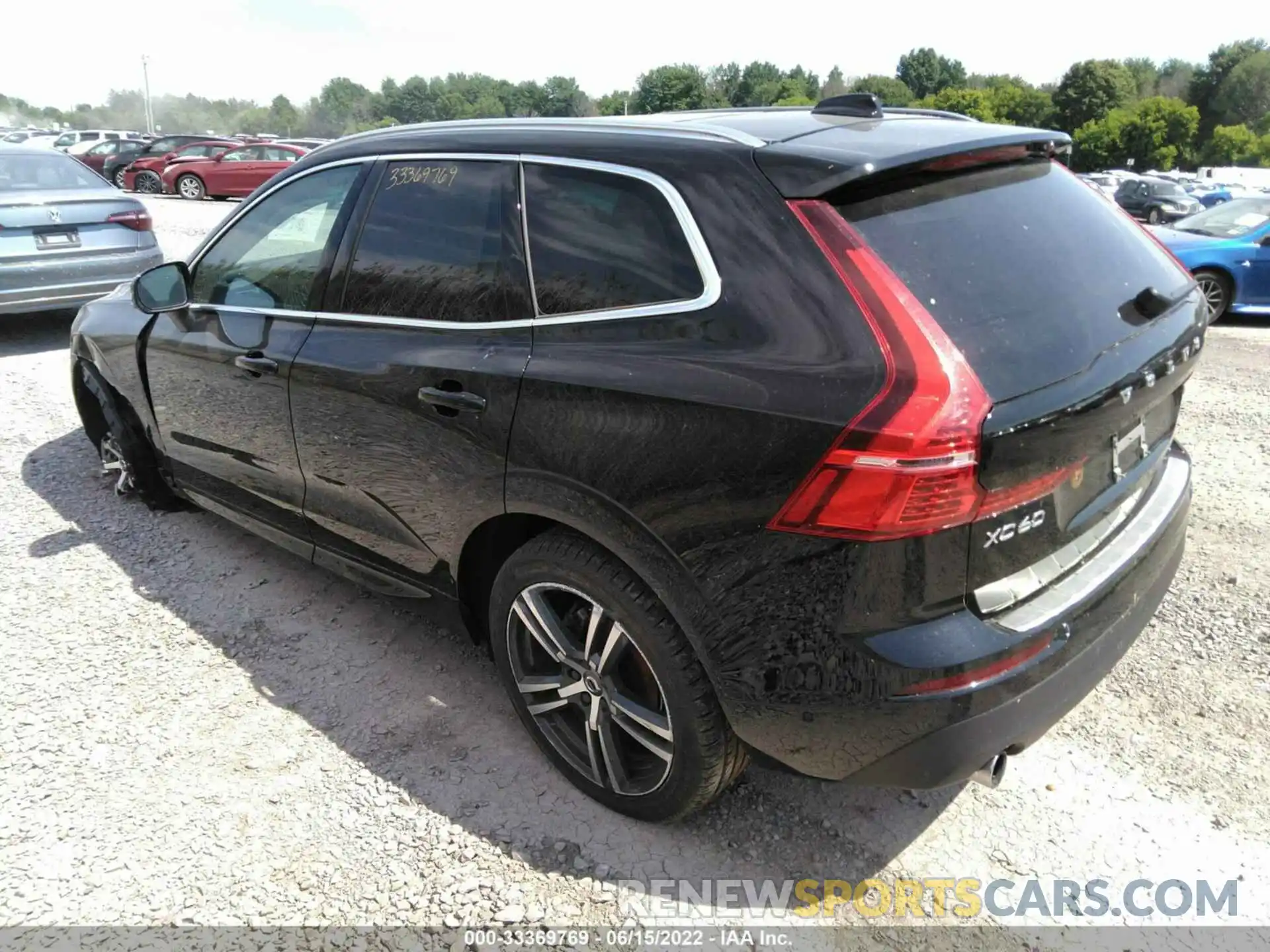 3 Photograph of a damaged car LYV102RK7KB284060 VOLVO XC60 2019