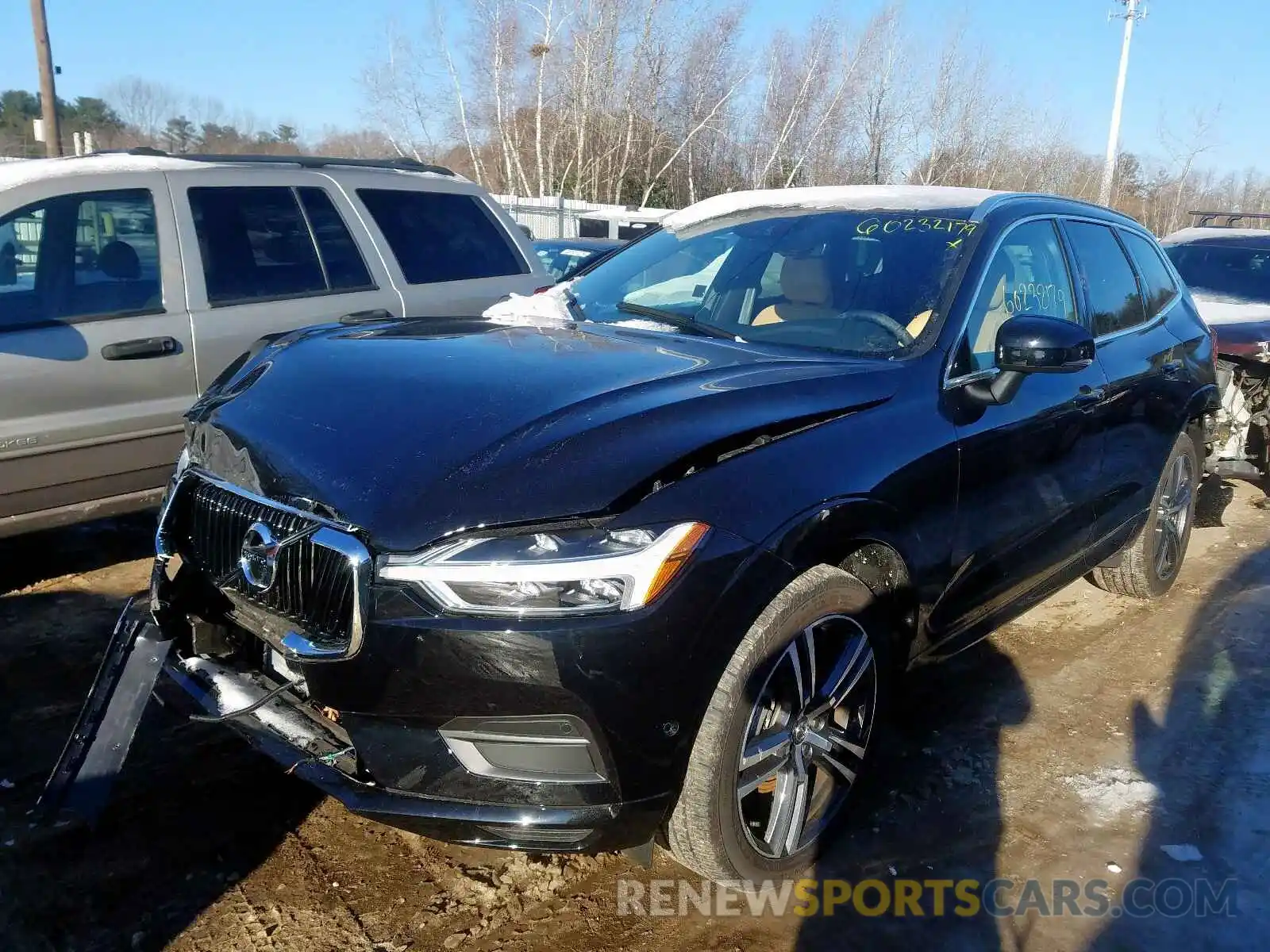 2 Photograph of a damaged car LYV102RK8KB331662 VOLVO XC60 2019