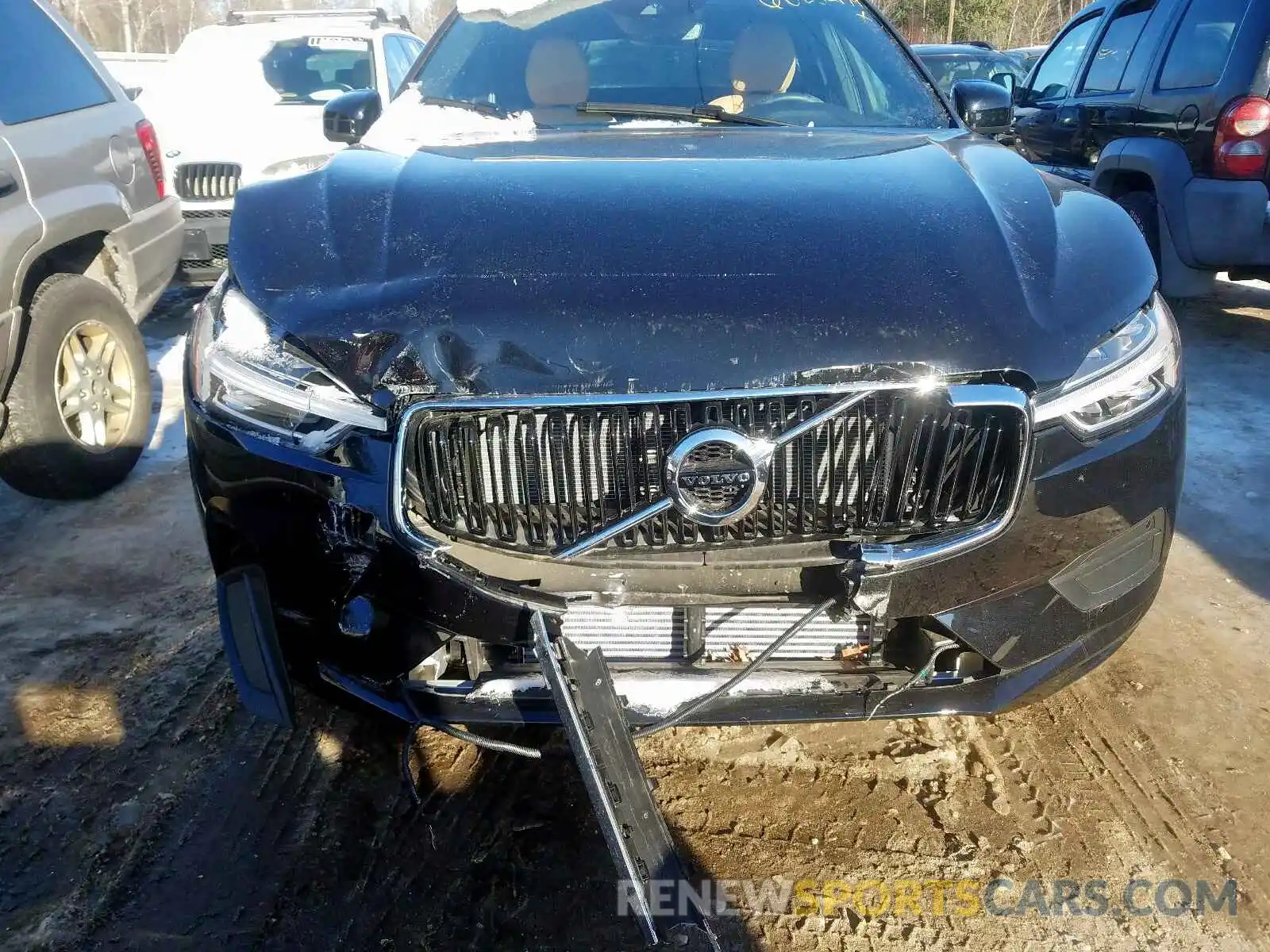 7 Photograph of a damaged car LYV102RK8KB331662 VOLVO XC60 2019