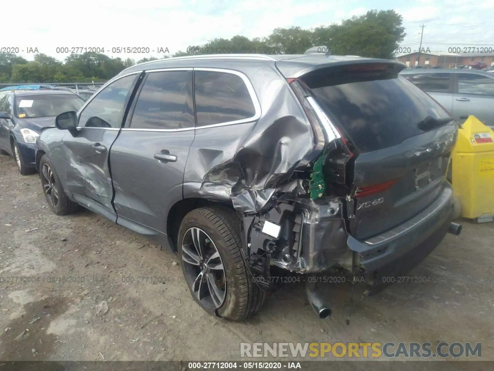 3 Photograph of a damaged car LYV102RK9KB306320 VOLVO XC60 2019