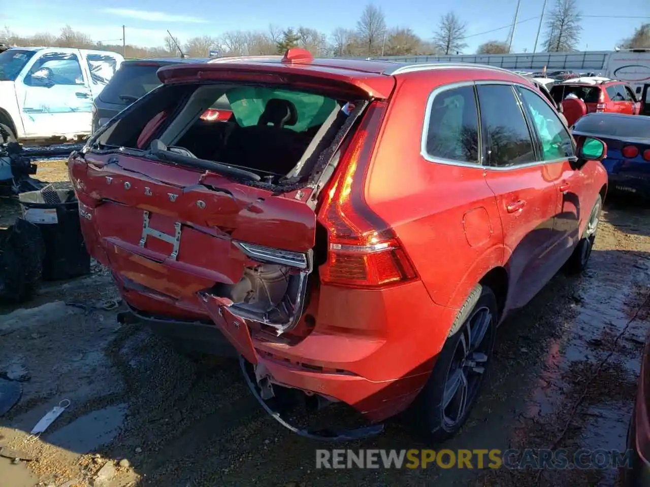 4 Photograph of a damaged car LYV102RK9KB335512 VOLVO XC60 2019