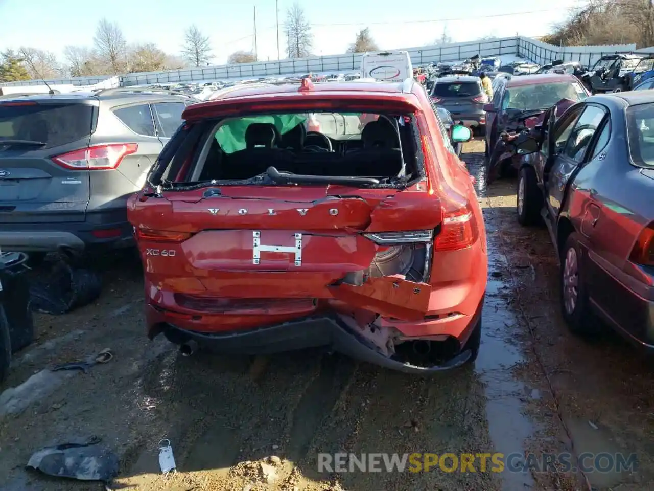 9 Photograph of a damaged car LYV102RK9KB335512 VOLVO XC60 2019