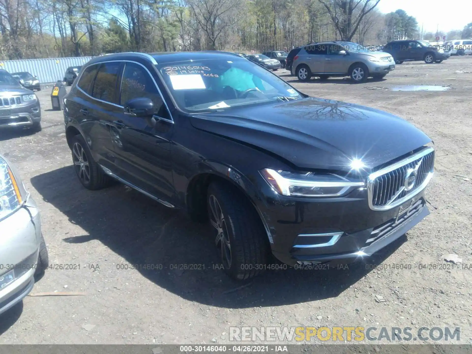 1 Photograph of a damaged car LYV102RL1KB233551 VOLVO XC60 2019