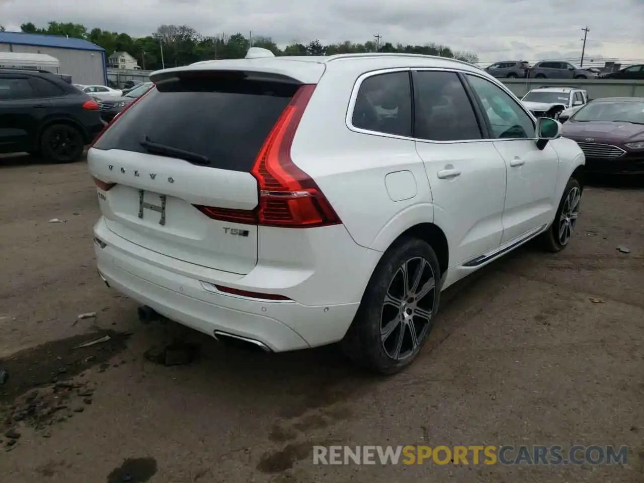 4 Фотография поврежденного автомобиля LYV102RL2KB188362 VOLVO XC60 2019