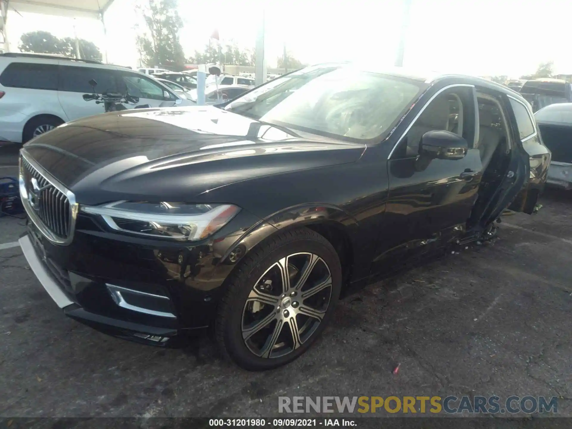 2 Photograph of a damaged car LYV102RL4KB292237 VOLVO XC60 2019