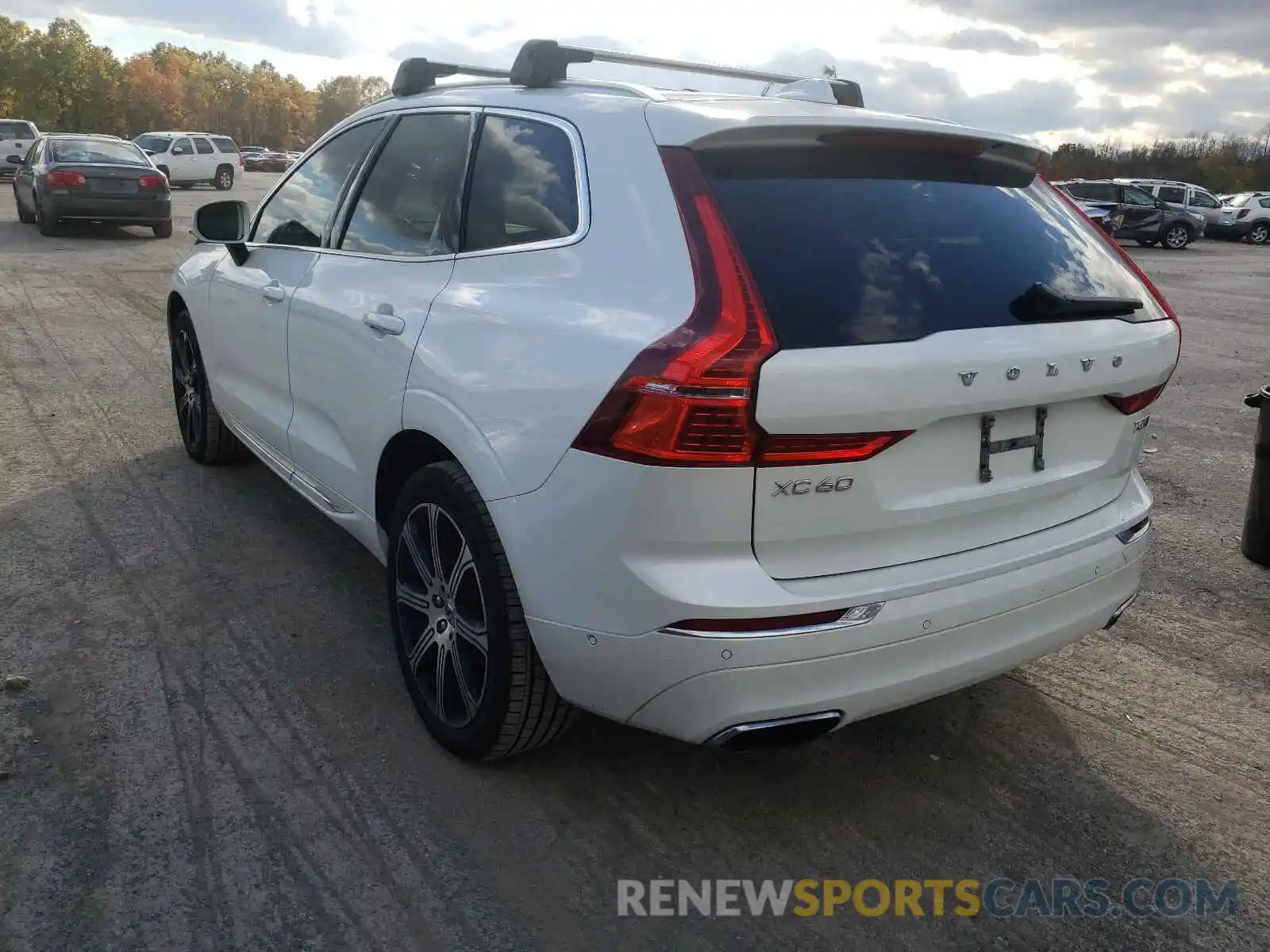 3 Photograph of a damaged car LYV102RL5KB184564 VOLVO XC60 2019