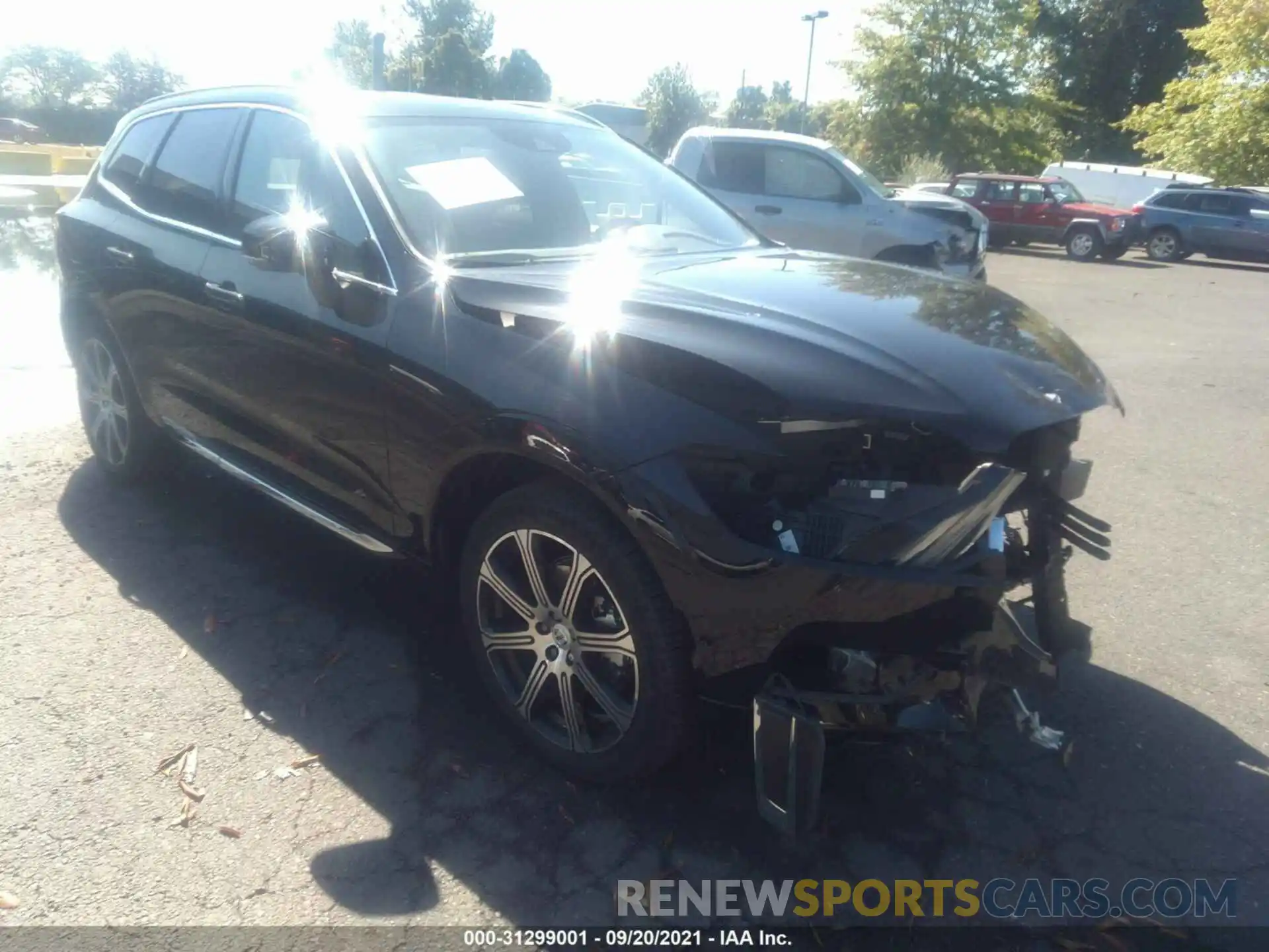 1 Photograph of a damaged car LYV102RL6KB225011 VOLVO XC60 2019